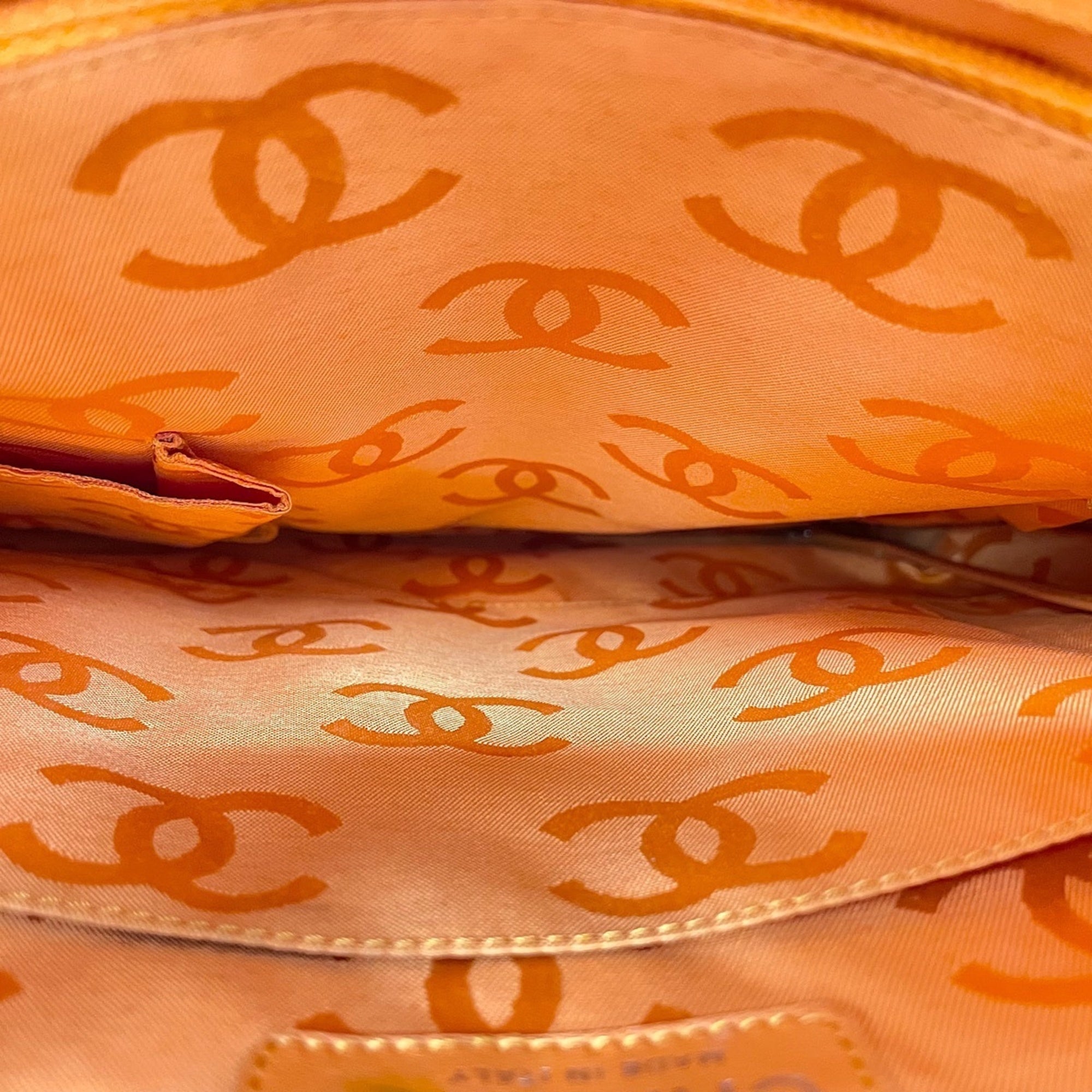 Chanel Ligne Cambon Beige Cambon Ligne Tote Bag (Pre-Owned)