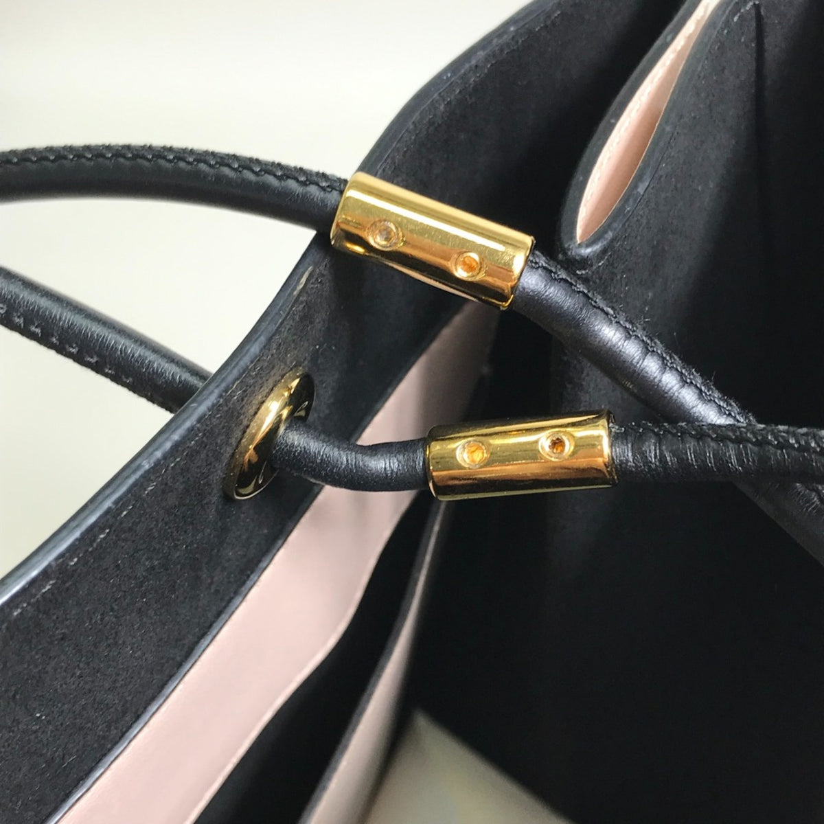 Fendi Pink Leather Tote Bag (Pre-Owned)