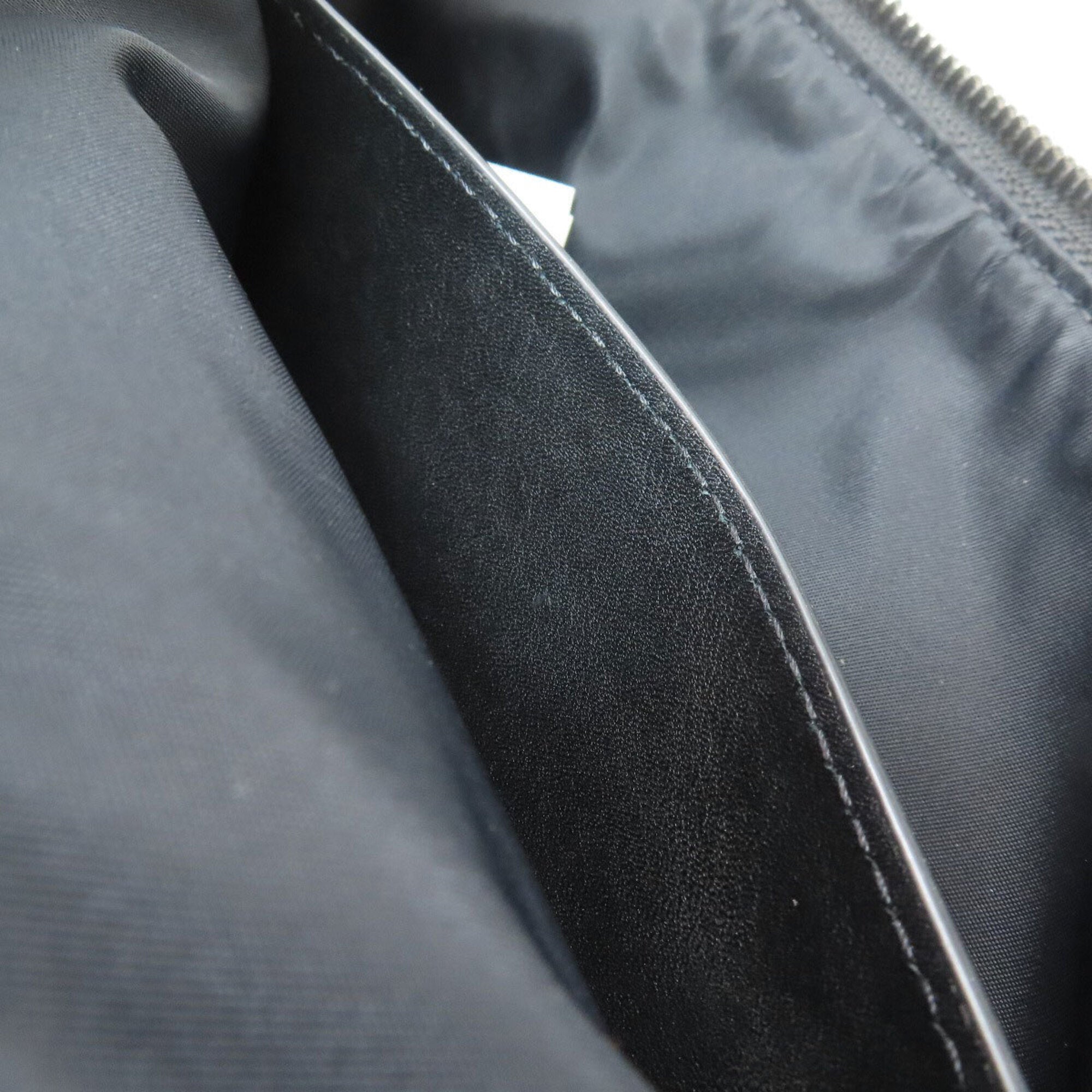 Burberry Black Nylon Canvas Sling Bag (Pre-Owned)