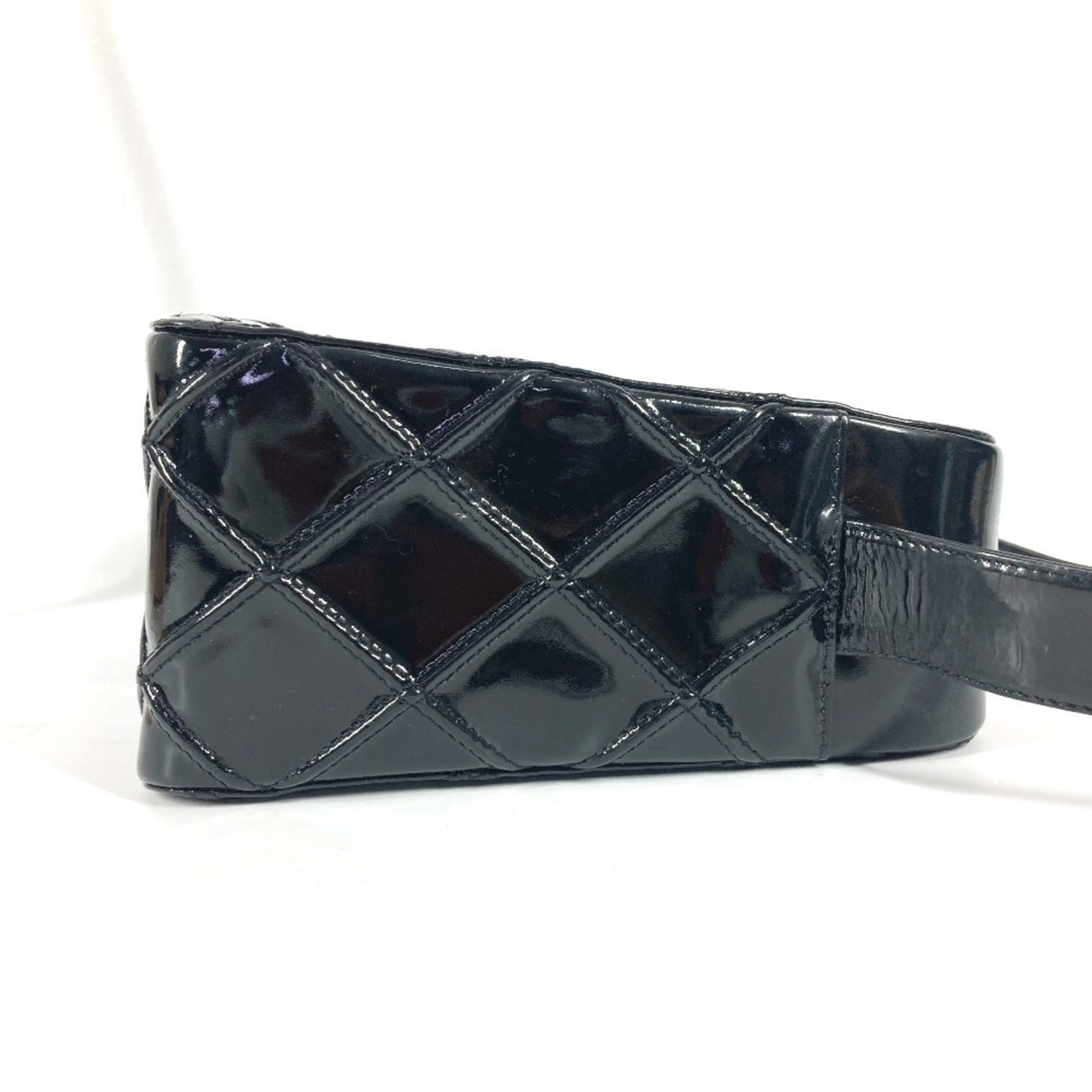 Chanel Black Patent Leather Handbag Shoulder Bag (Pre-Owned)