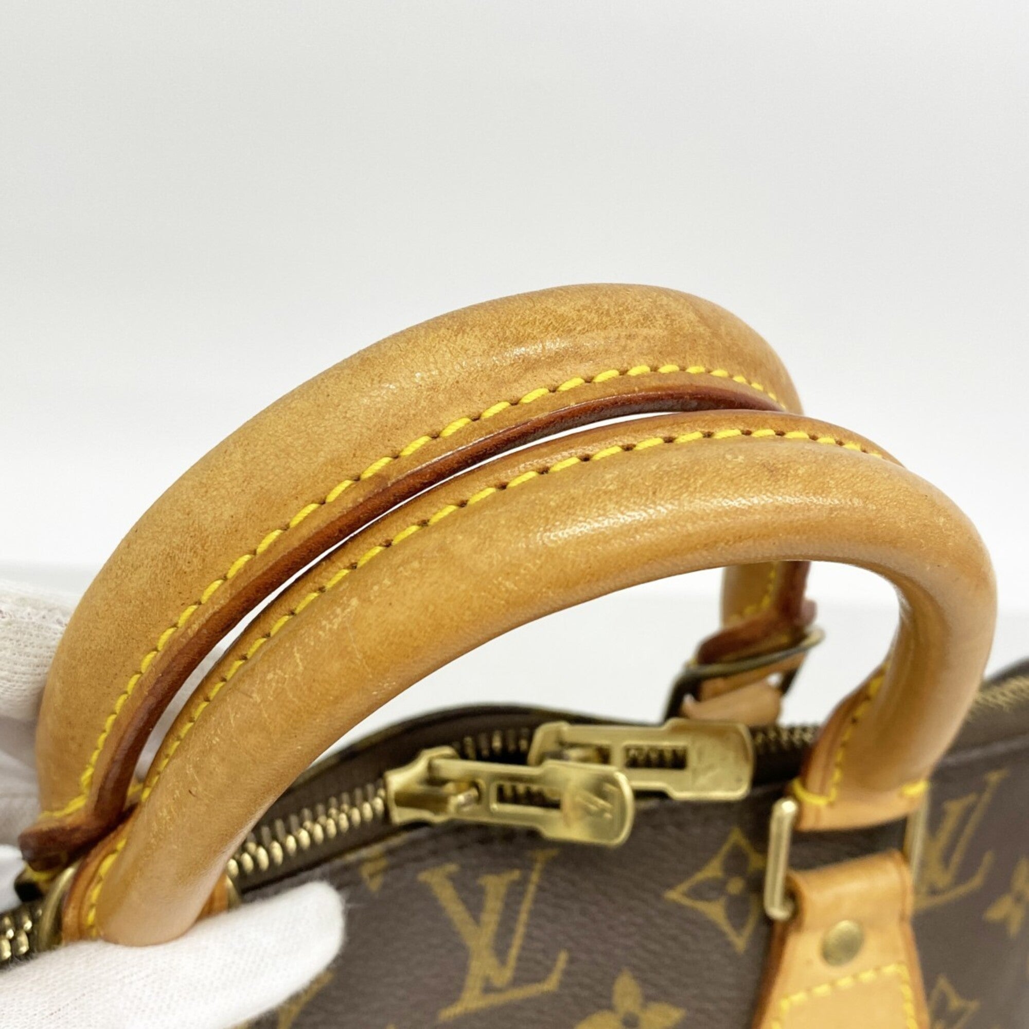 Louis Vuitton Brown Handbag (Pre-Owned)