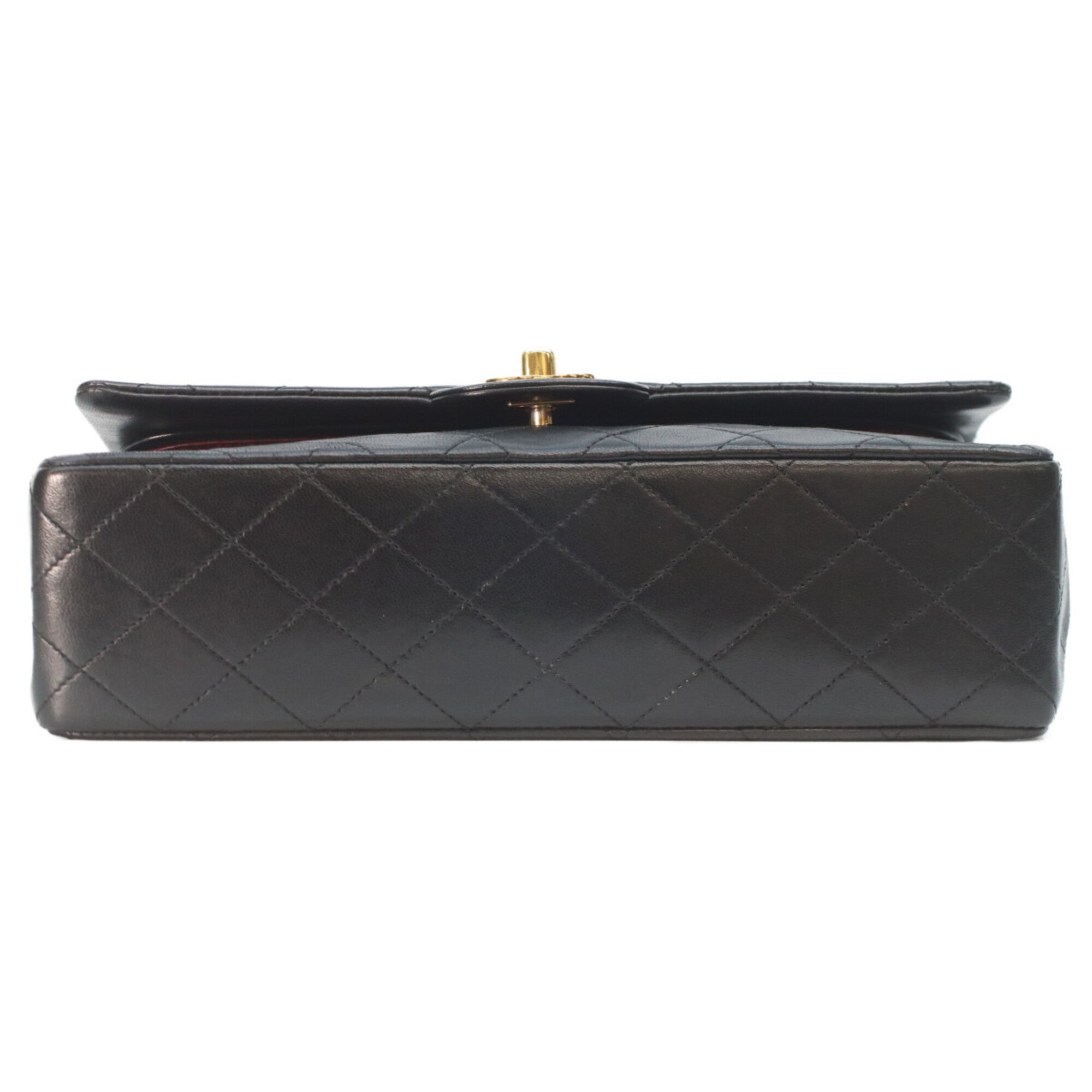 Chanel Black Leather Shoulder Bag (Pre-Owned)