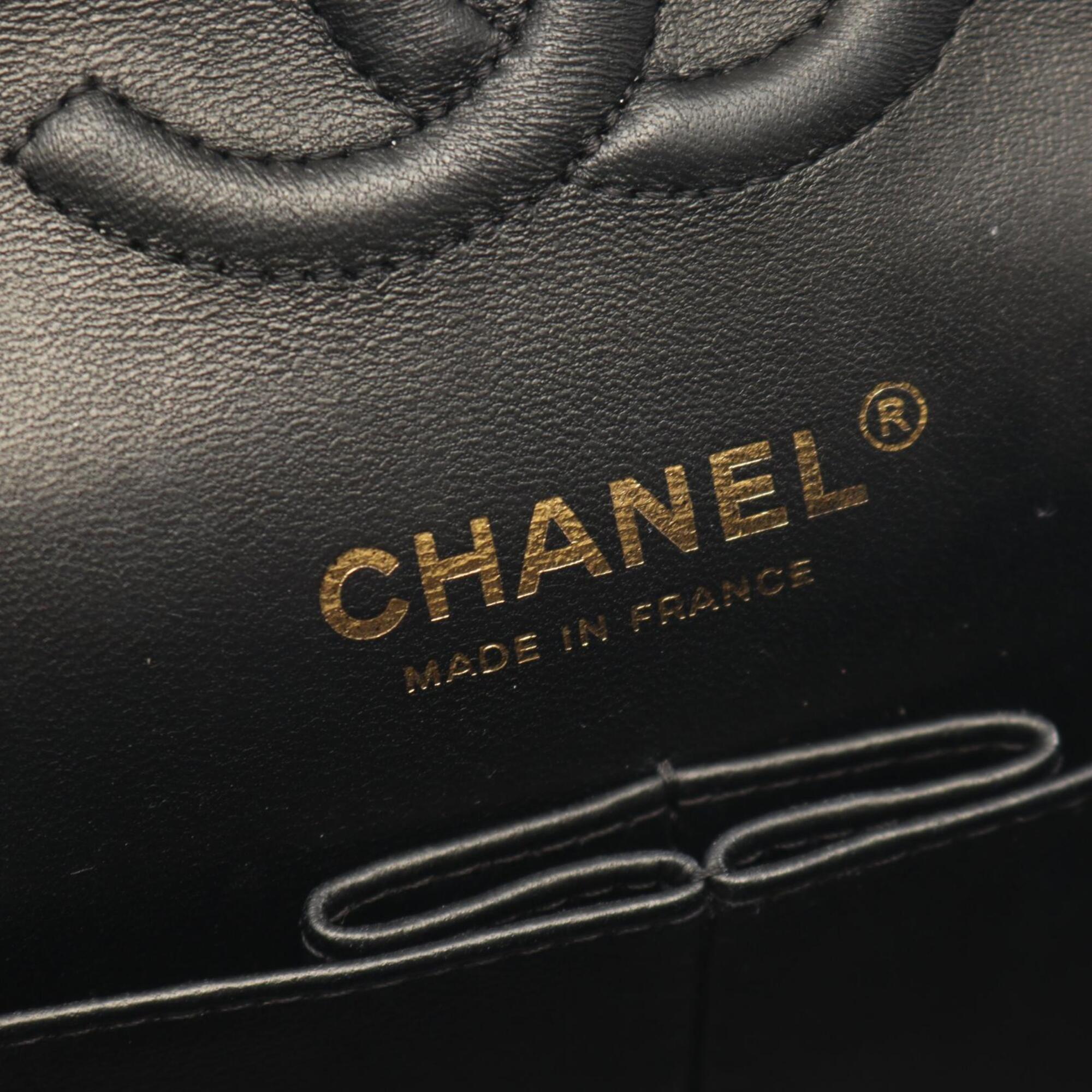 Chanel Black Handbag Shoulder Bag (Pre-Owned)