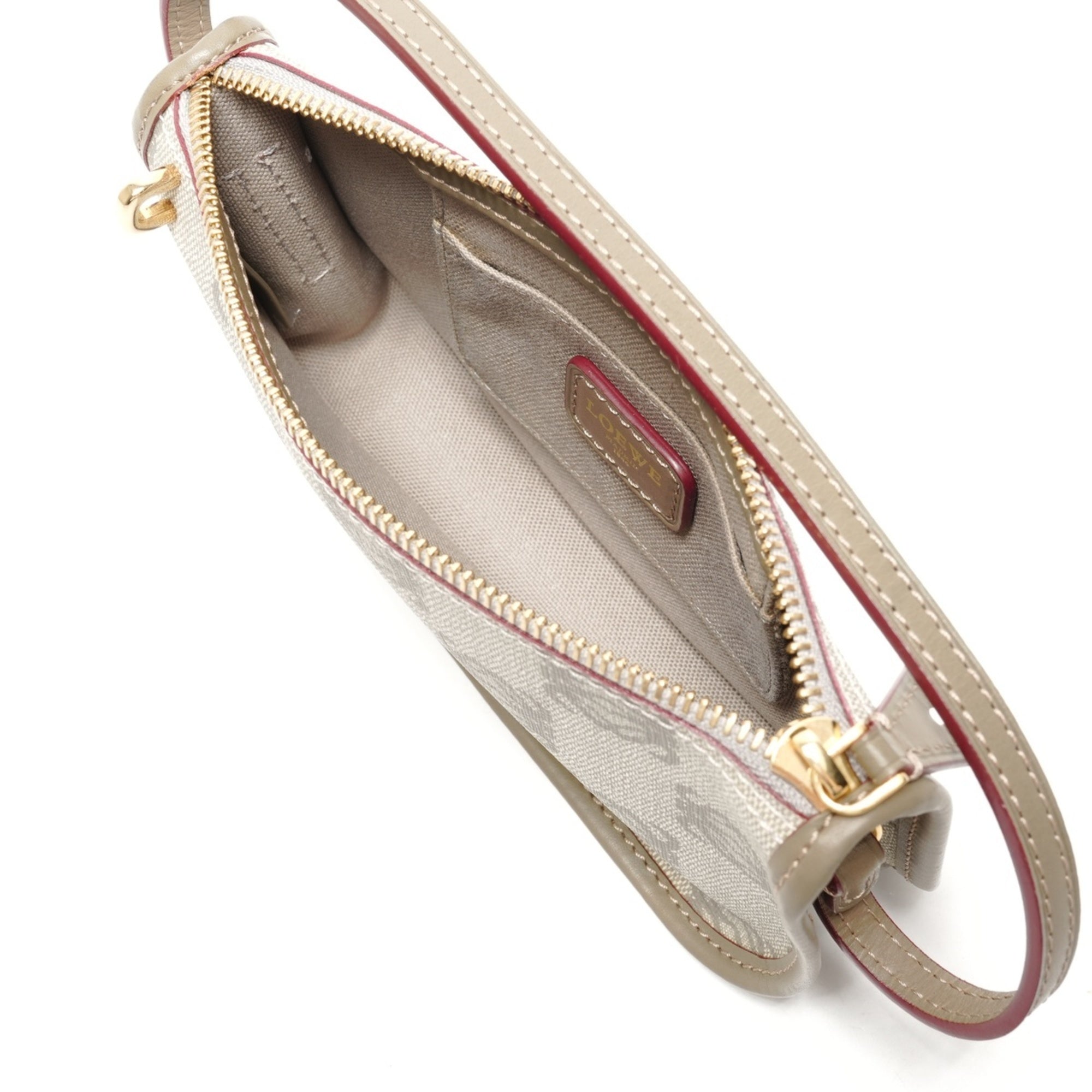 Loewe Gray Handbag (Pre-Owned)