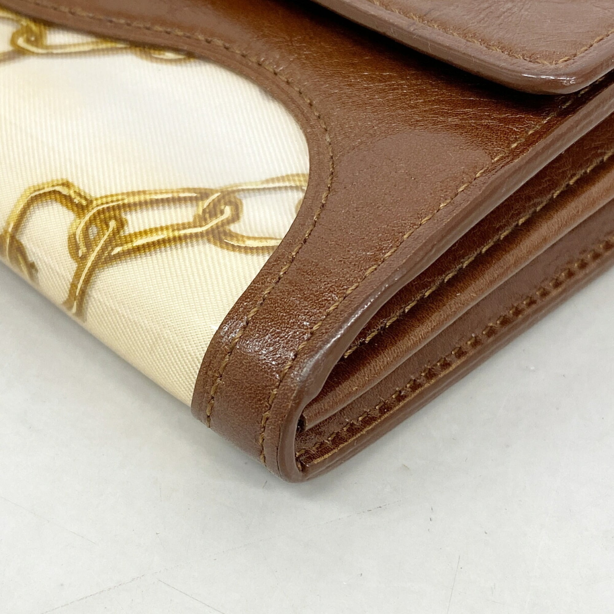 Louis Vuitton Blanc Long Wallet (Bi-Fold) (Pre-Owned)