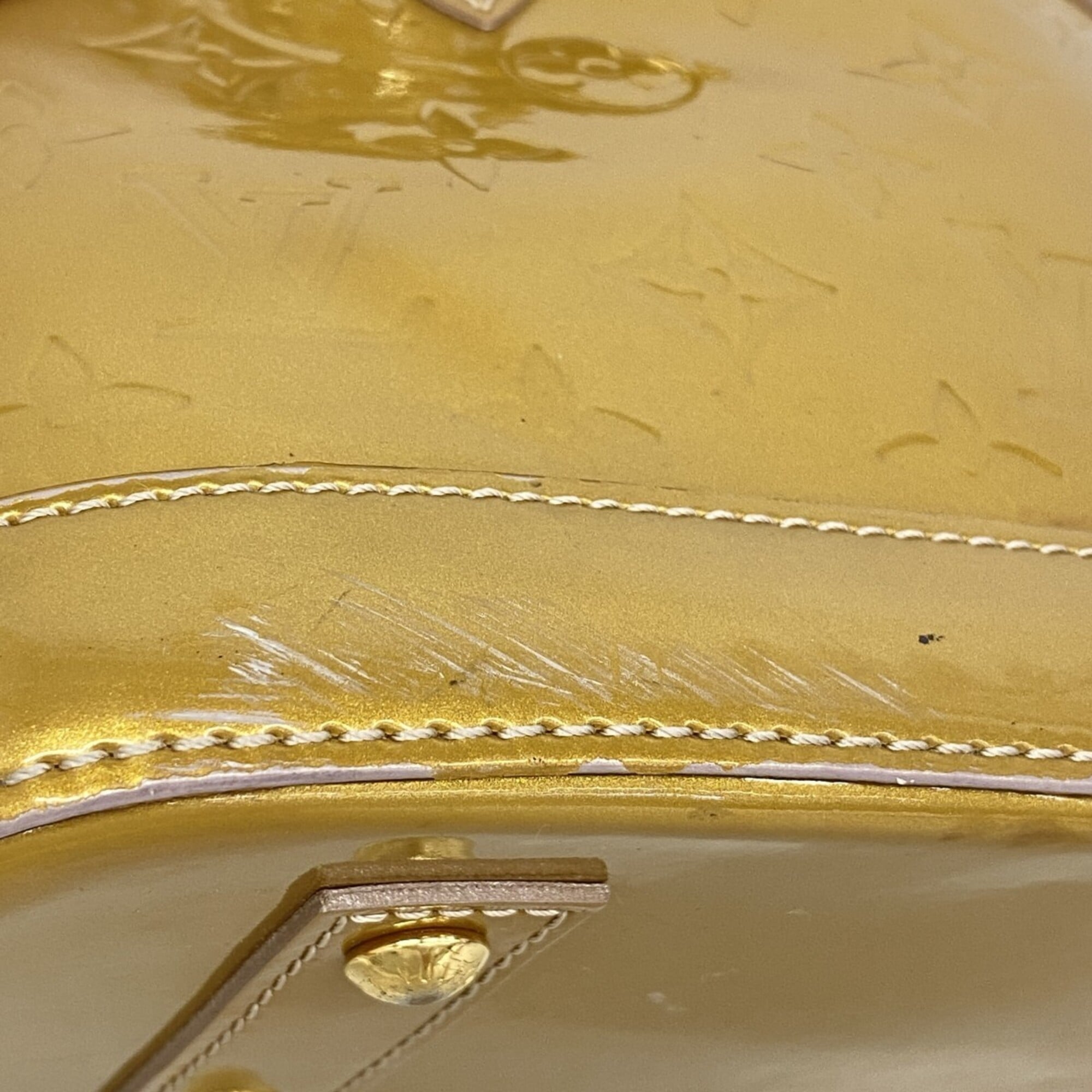 Louis Vuitton Beige Poodle Handbag (Pre-Owned)