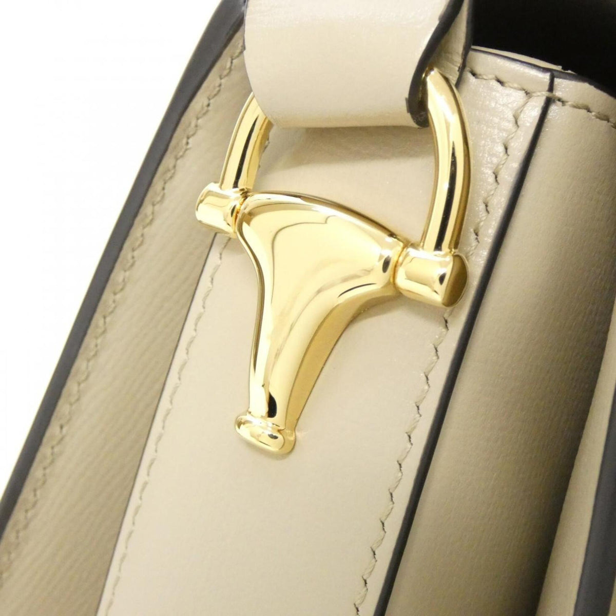 Gucci Beige Leather Shoulder Bag (Pre-Owned)