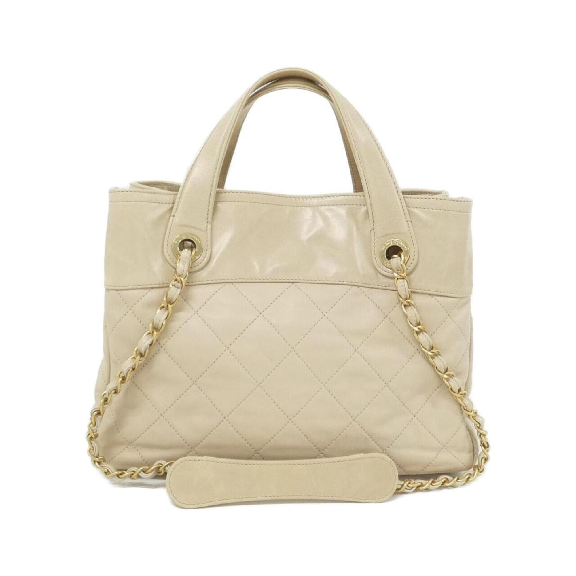 Chanel Beige Leather Handbag (Pre-Owned)