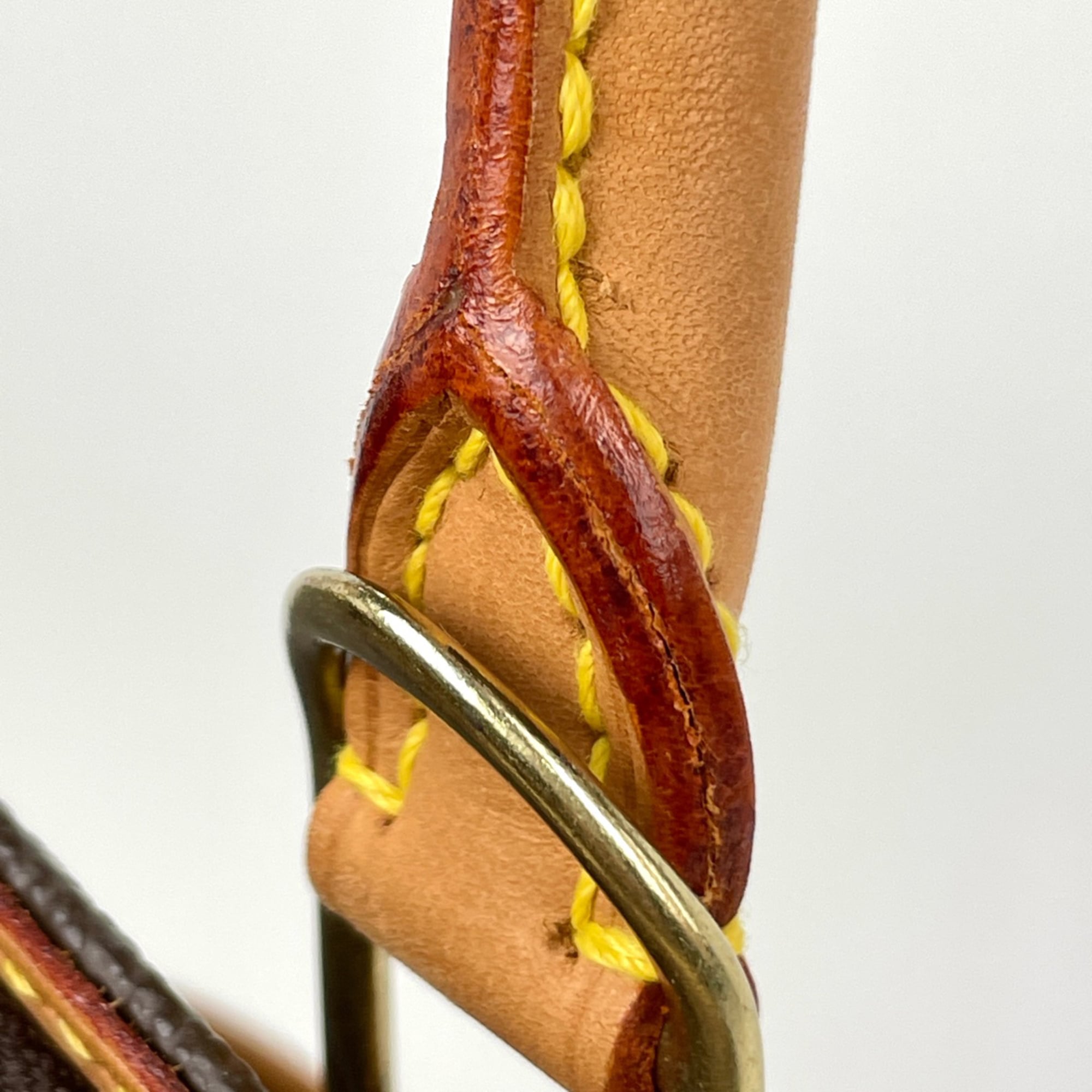 Louis Vuitton Brown Monogram Handbag (Pre-Owned)