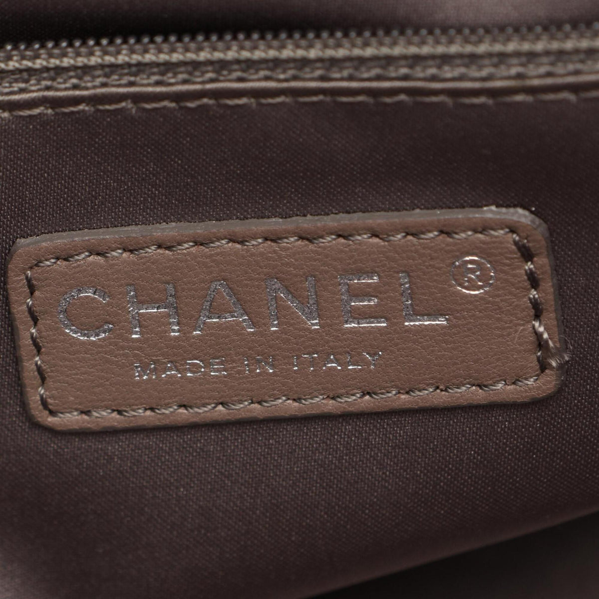 Chanel Matelasse Black Leather Handbag Tote Bag (Pre-Owned)
