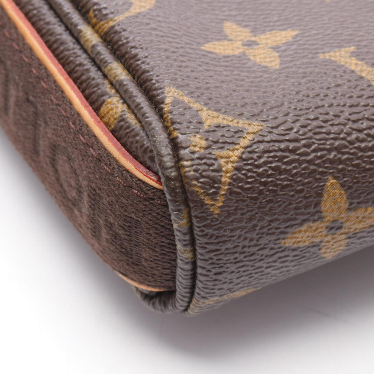 Louis Vuitton Brown Coated Canvas Pvc Monogram Leather Handbag Shoulder Bag (Pre-Owned)
