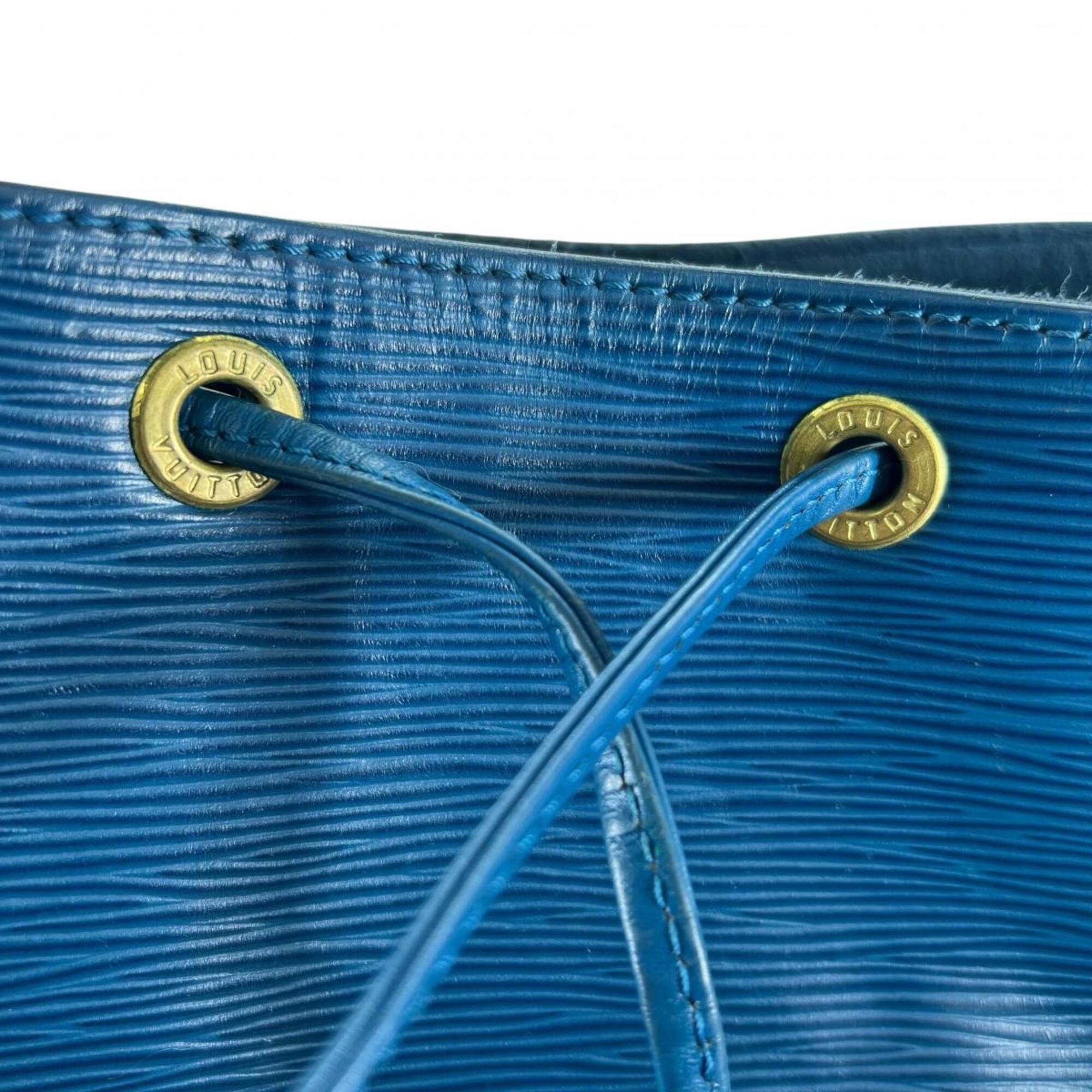 Louis Vuitton Toledo Blue Epi Leather Shoulder Bag (Pre-Owned)