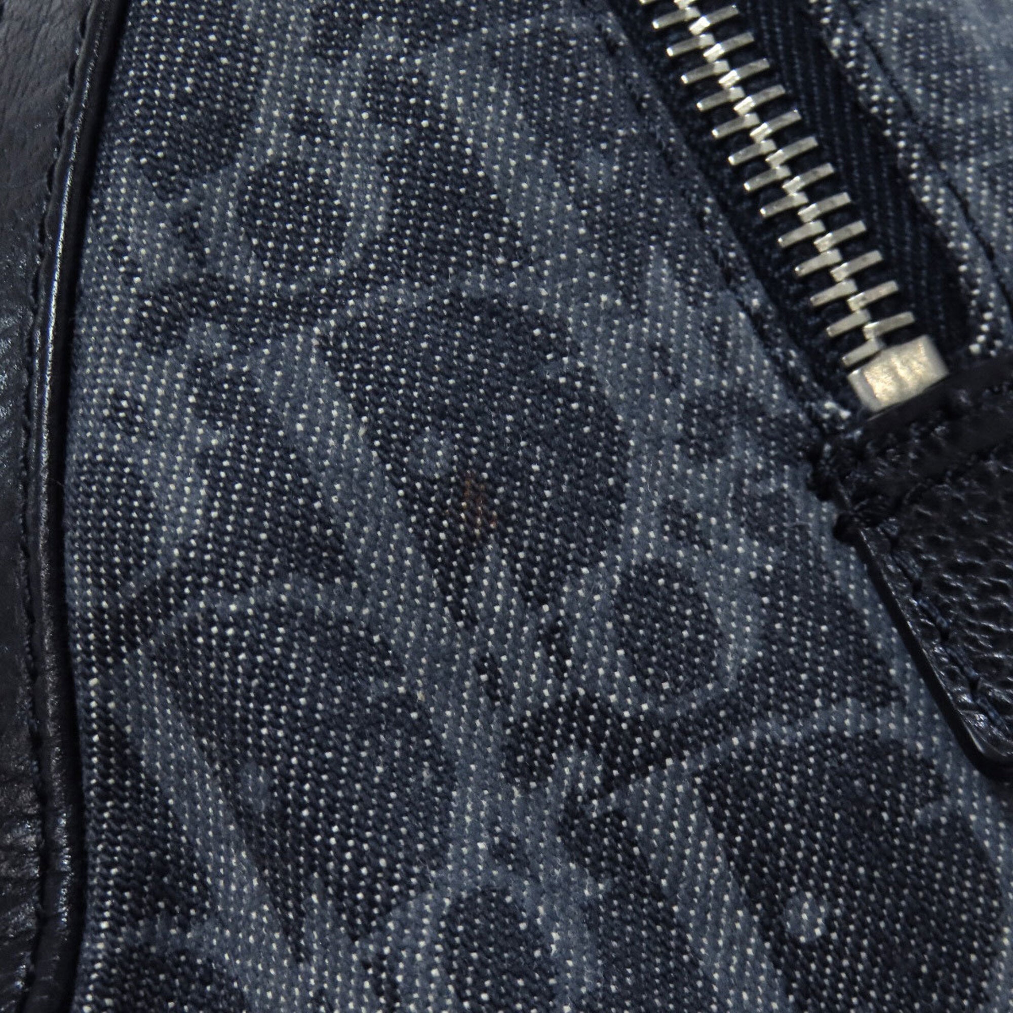 Christian Dior Black Canvas Leather Handbag (Pre-Owned)