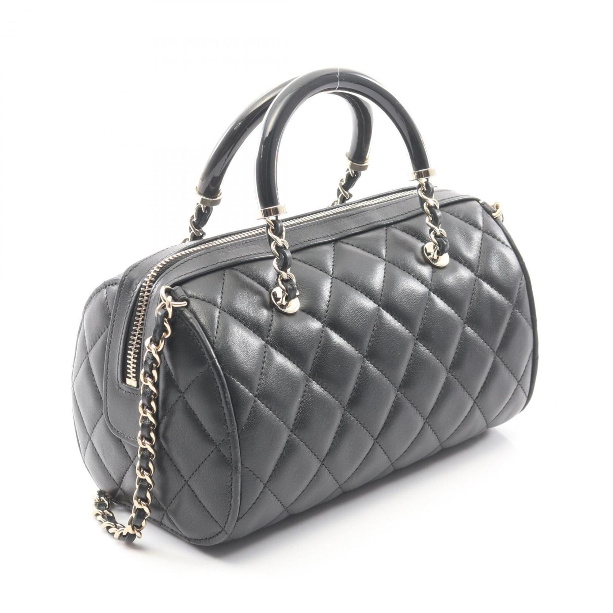 Chanel Black Leather Handbag (Pre-Owned)