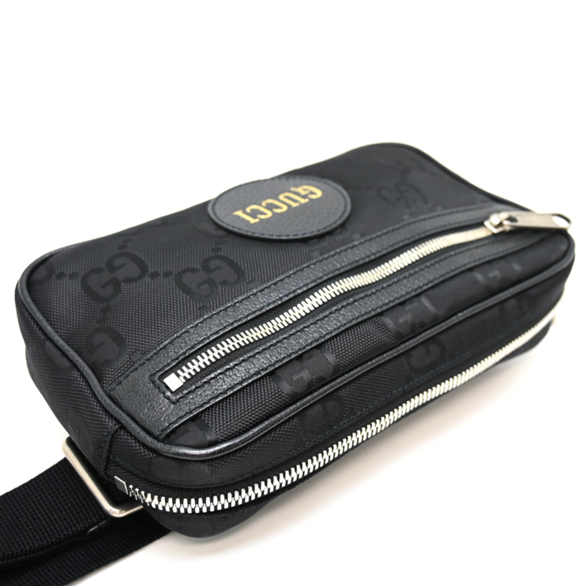 Gucci Black Nylon Sling Bag (Pre-Owned)