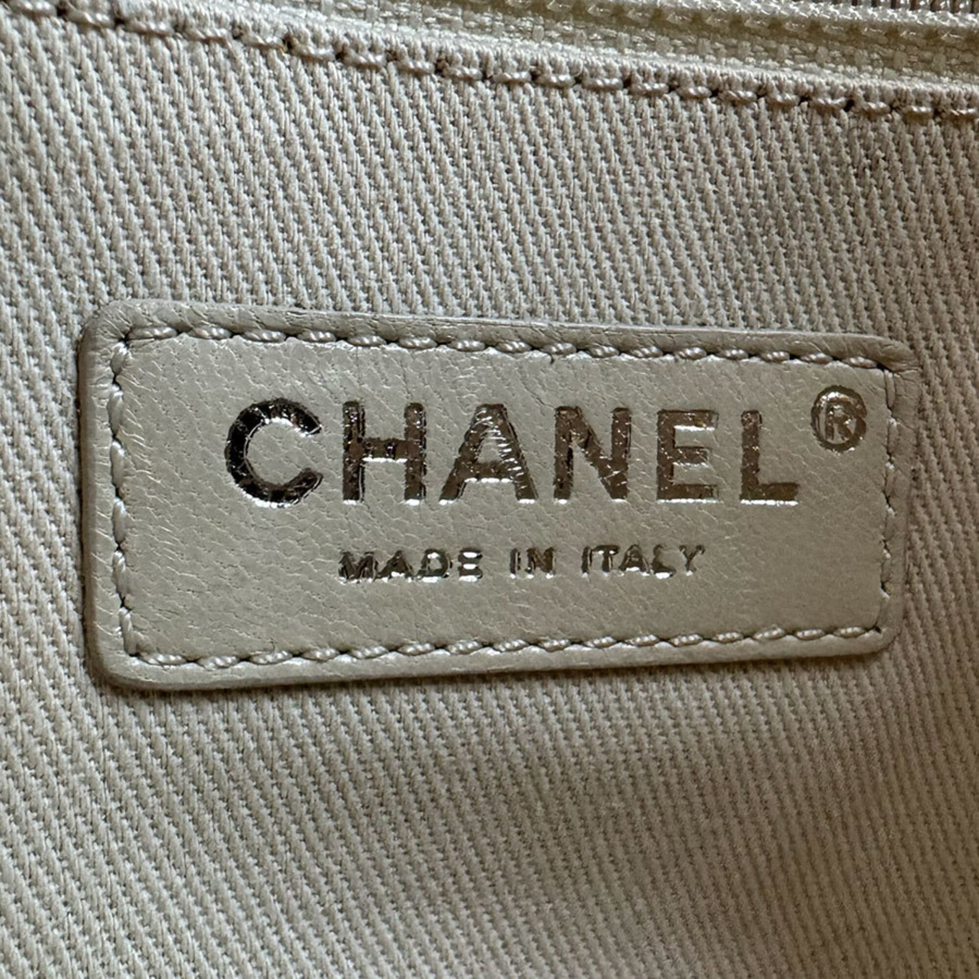 Chanel Light Beige Raffia Leather Handbag Shoulder Bag (Pre-Owned)