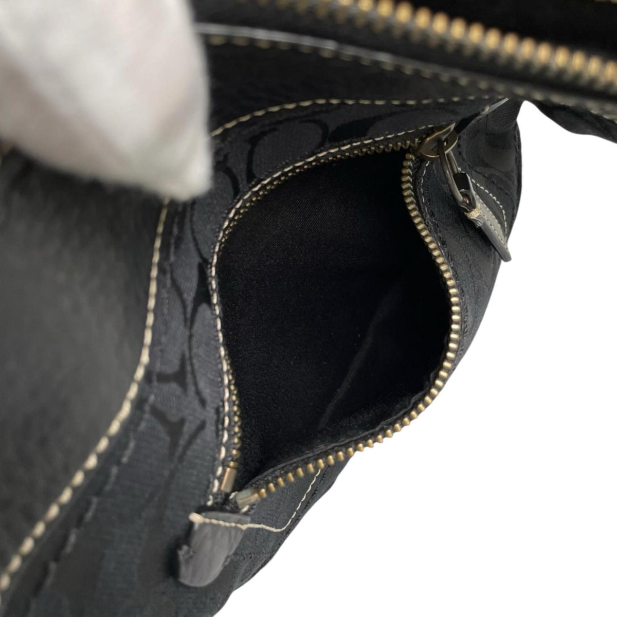 Coach Black Canvas Leather Shoulder Bag (Pre-Owned)