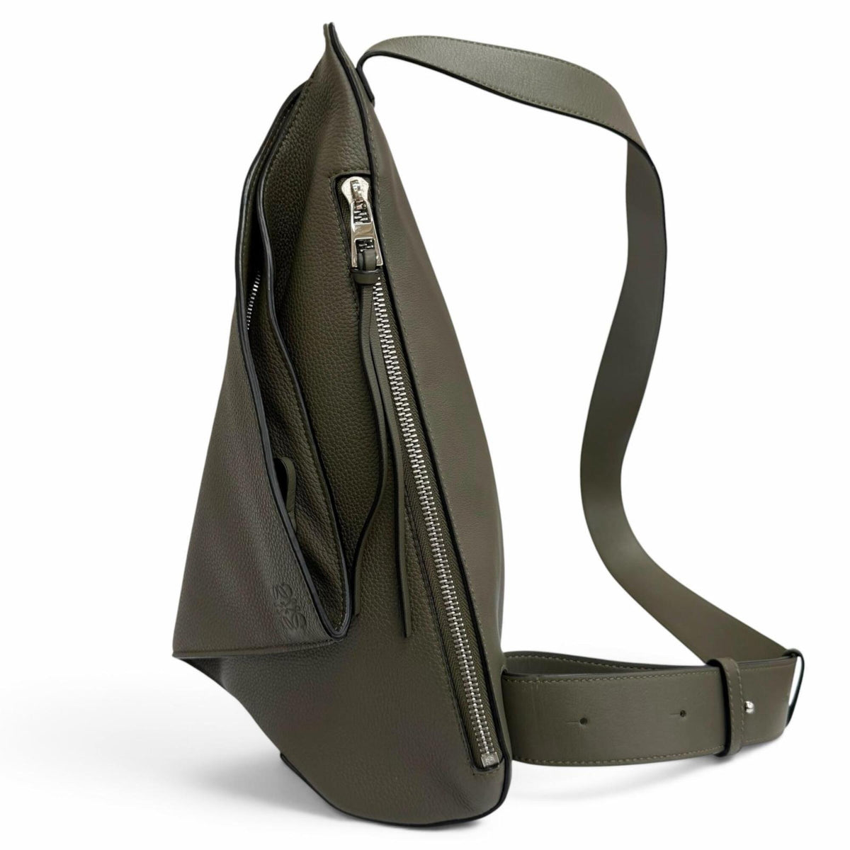 Loewe Khaki Leather Shoulder Bag Sling Bag (Pre-Owned)