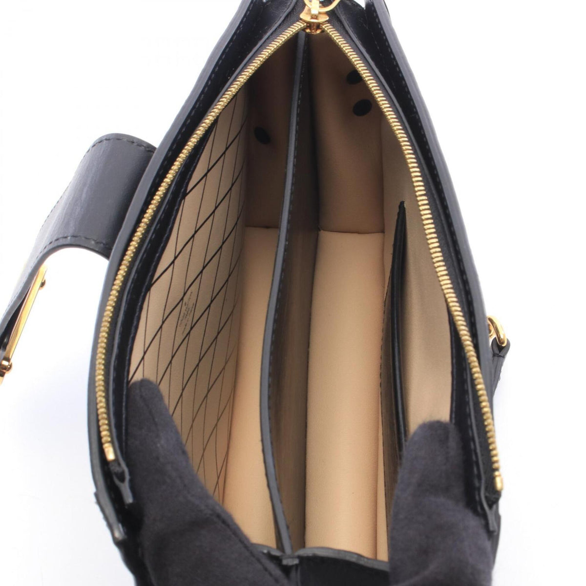 Louis Vuitton Black Leather Handbag Shoulder Bag (Pre-Owned)