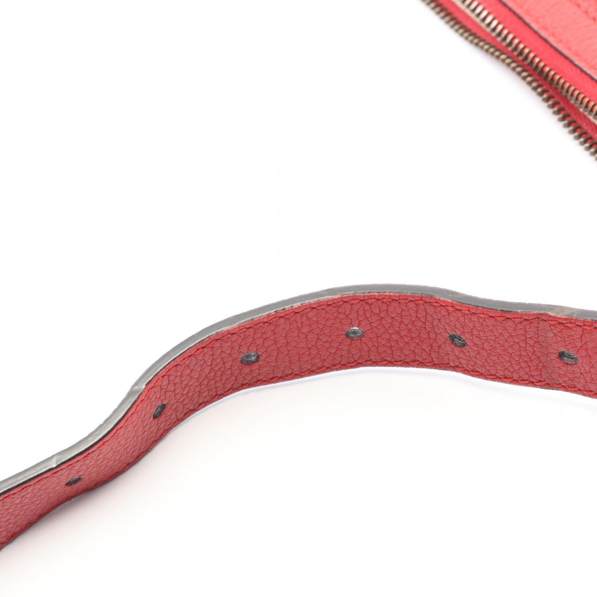 Gucci Multi-Color Red Color Leather Shoulder Bag (Pre-Owned)