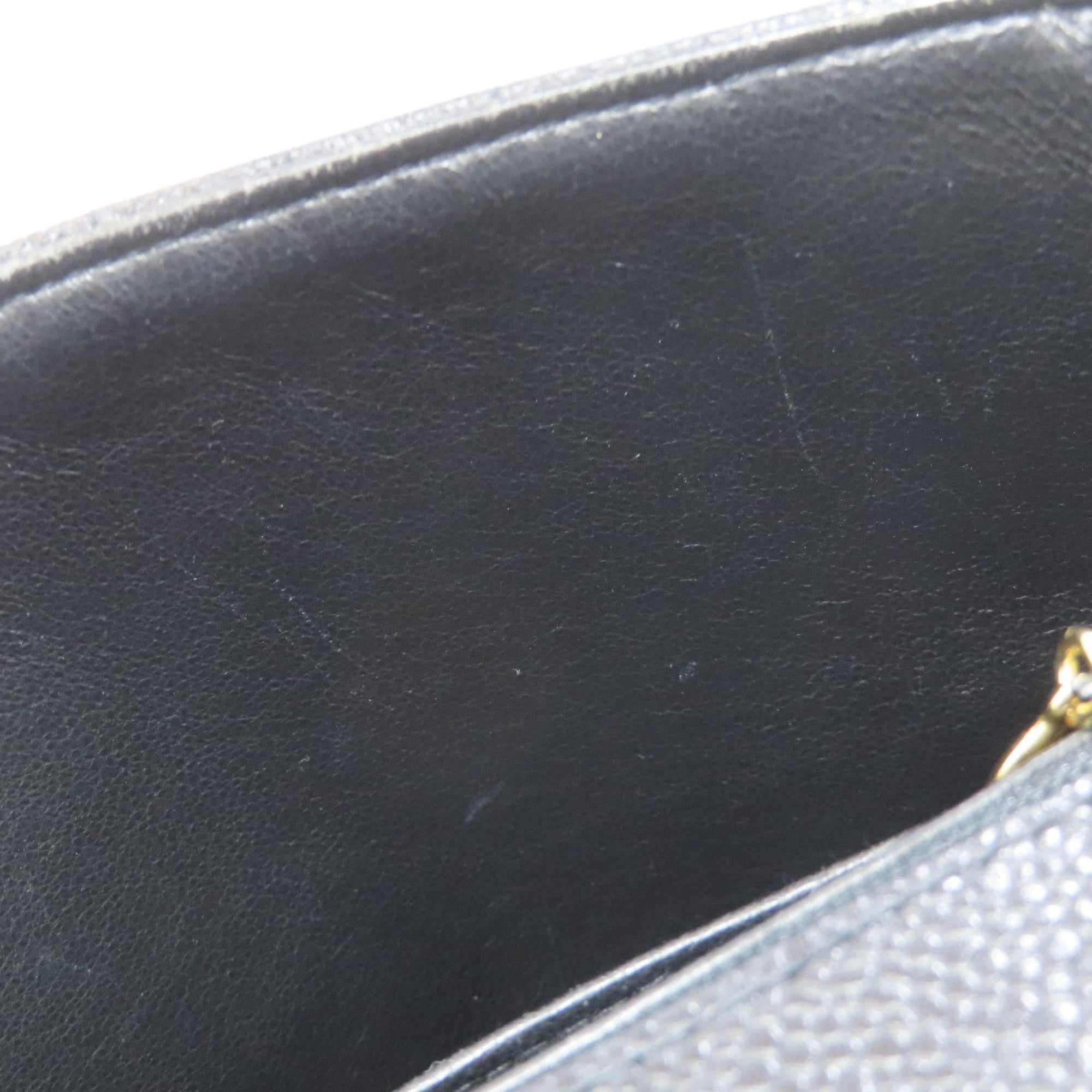 Chanel Black Leather Shoulder Bag (Pre-Owned)