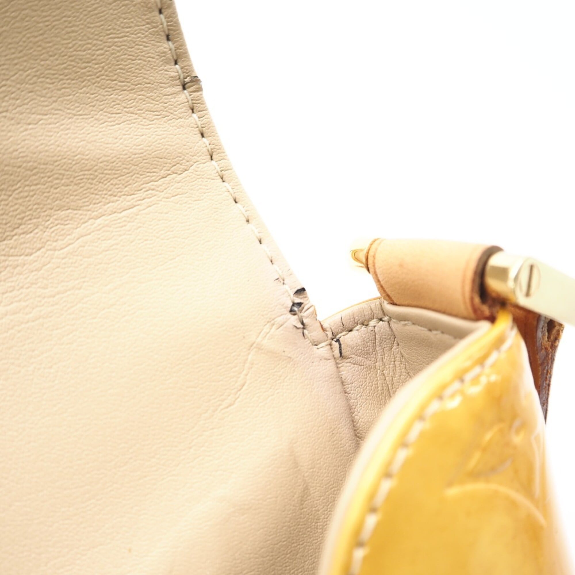 Louis Vuitton Monogram Vernis Yellow Leather Shoulder Bag (Pre-Owned)