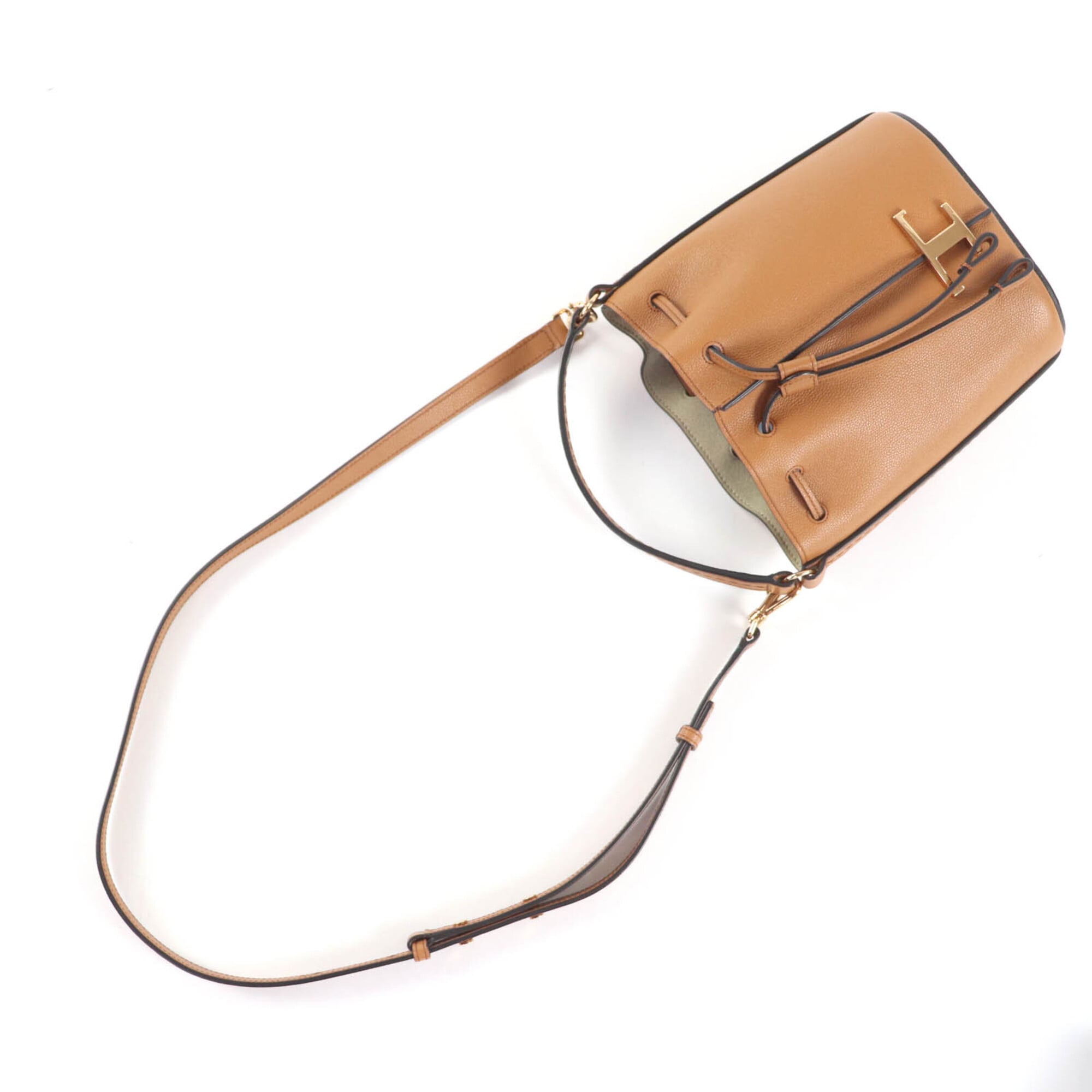 Tod's Brown Leather Shoulder Bag (Pre-Owned)