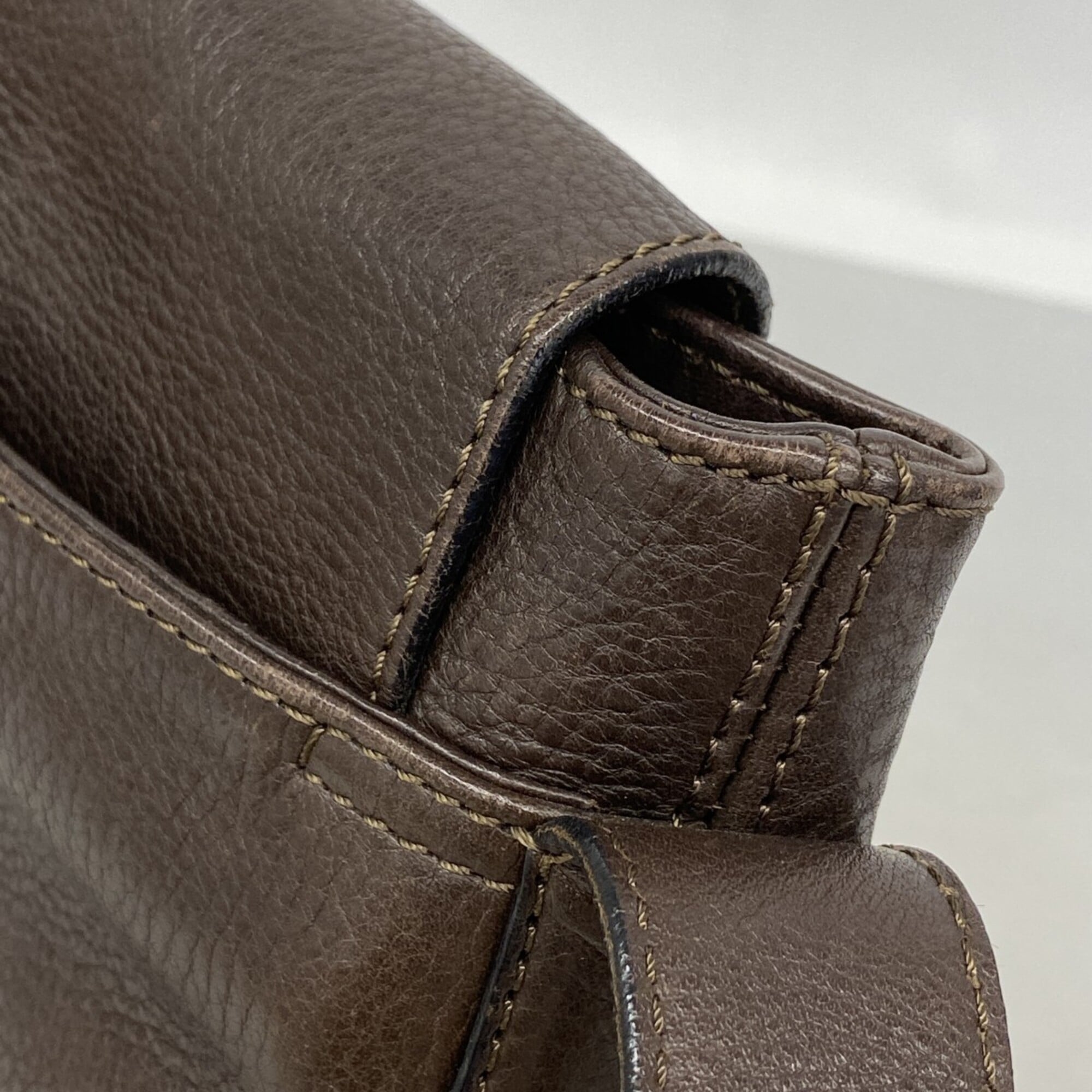 Celine Brown Leather Shoulder Bag (Pre-Owned)