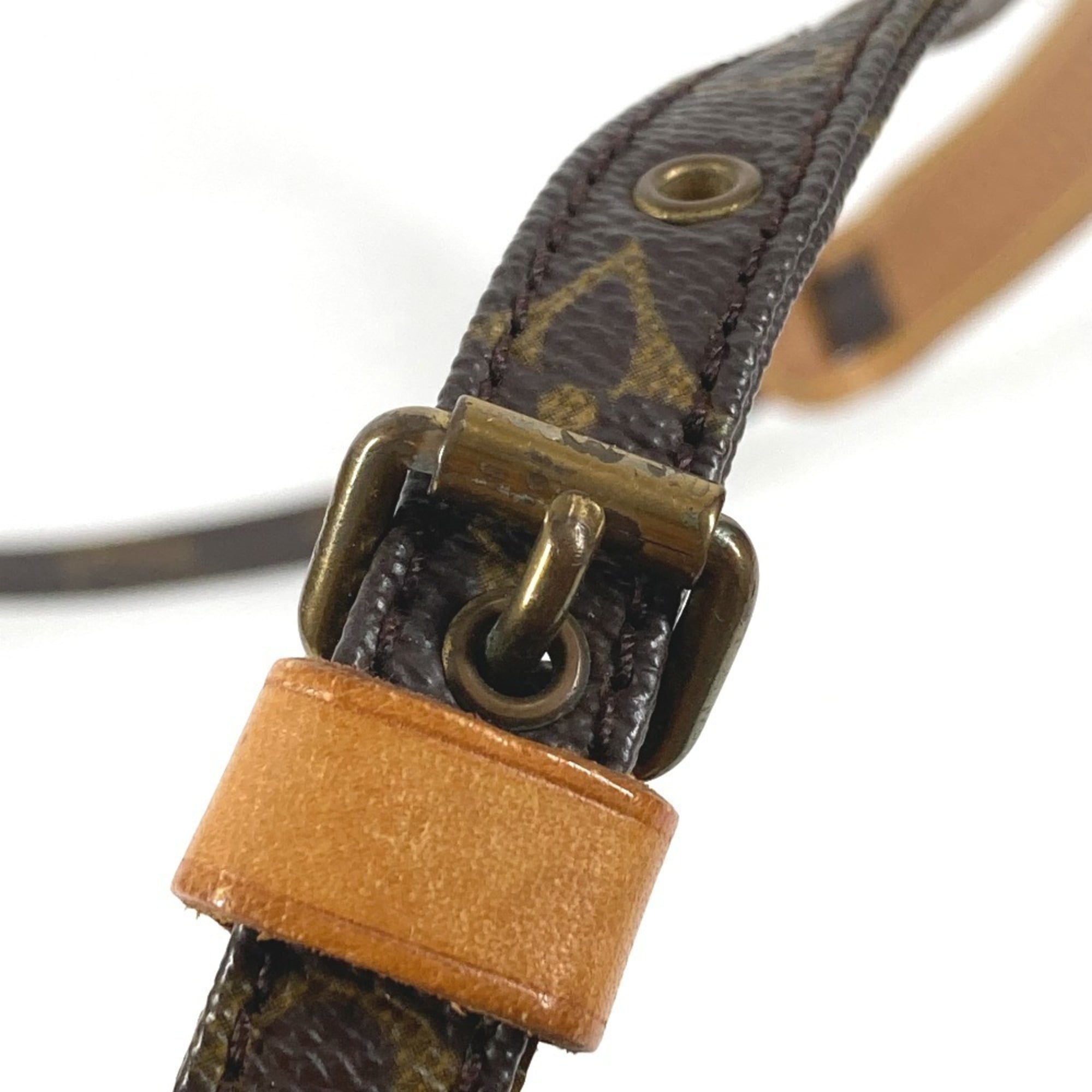 Louis Vuitton Brown Monogram Pochette Shoulder Bag (Pre-Owned)