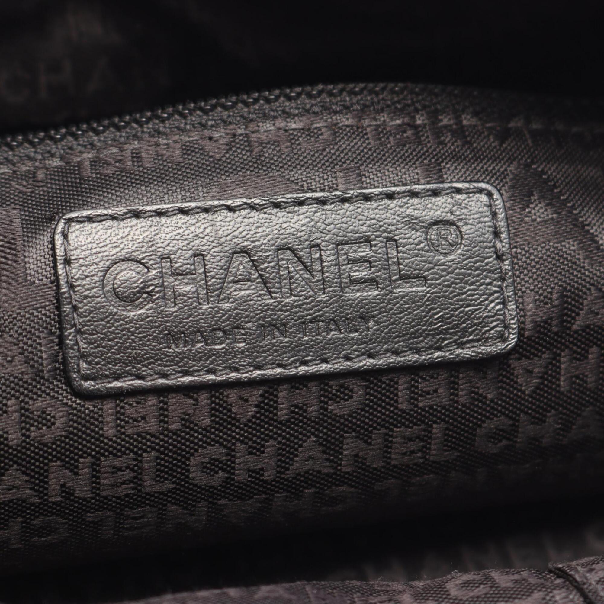 Chanel Black Grained Calfskin Handbag Tote Bag (Pre-Owned)