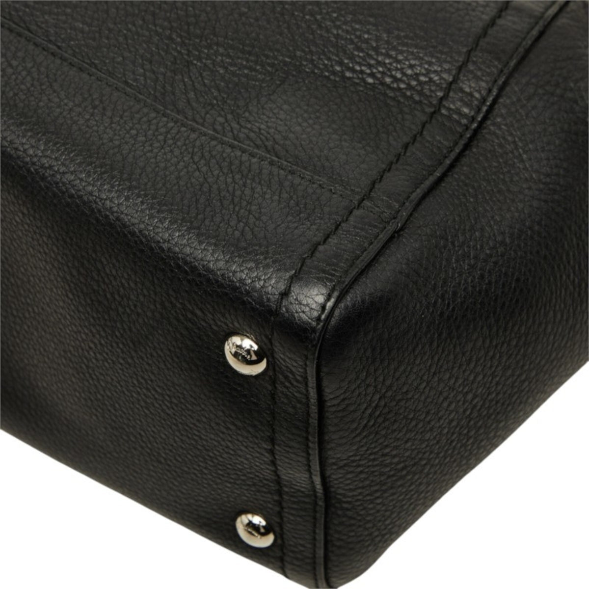 Salvatore Ferragamo Black Leather Handbag Shoulder Bag (Pre-Owned)
