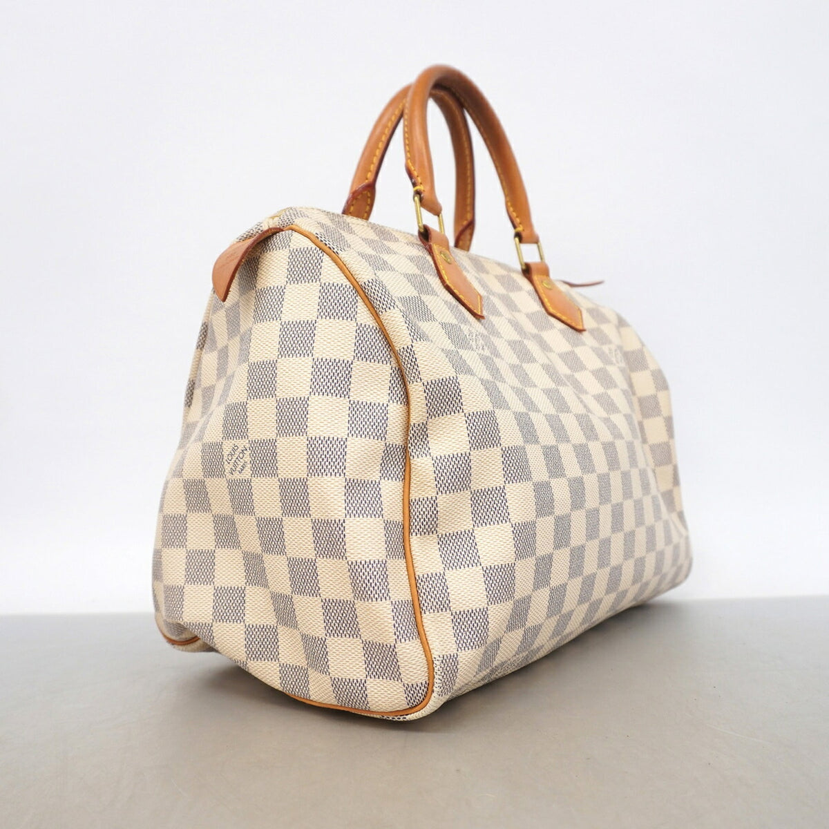 Louis Vuitton White Handbag (Pre-Owned)