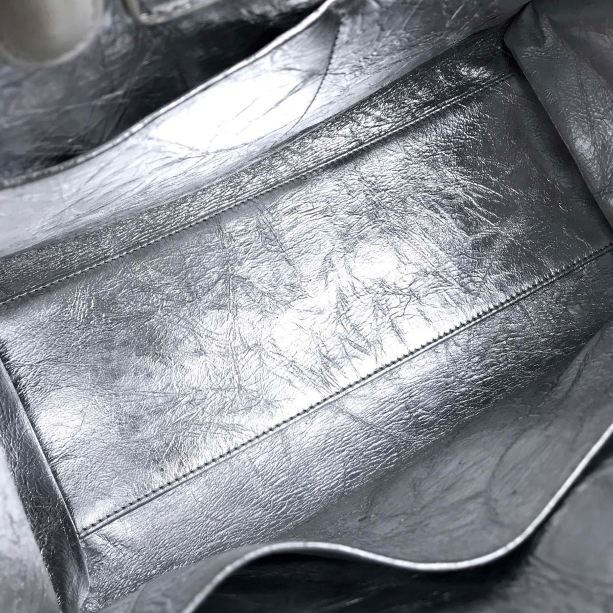 Christian Dior Silver Leather Handbag (Pre-Owned)