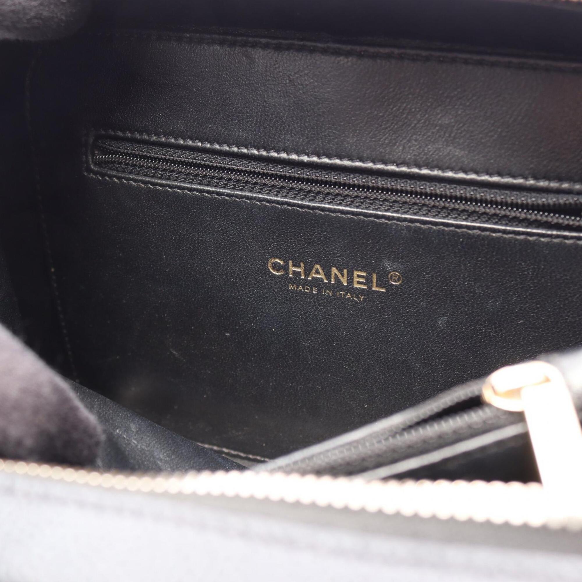 Chanel Black Grained Calfskin Handbag Shoulder Bag Vanity Bag (Pre-Owned)