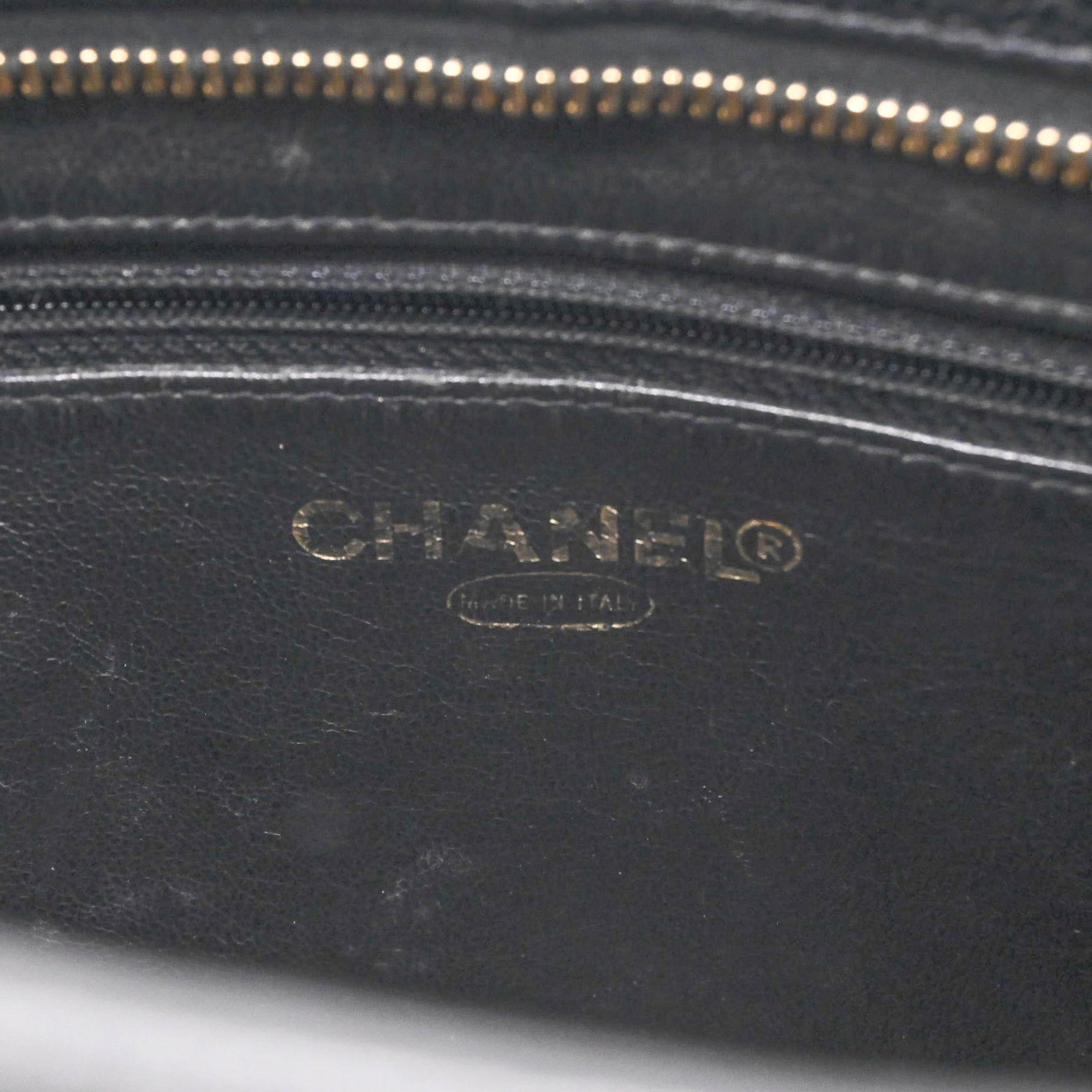 Chanel Black Grained Calfskin Handbag Tote Bag (Pre-Owned)