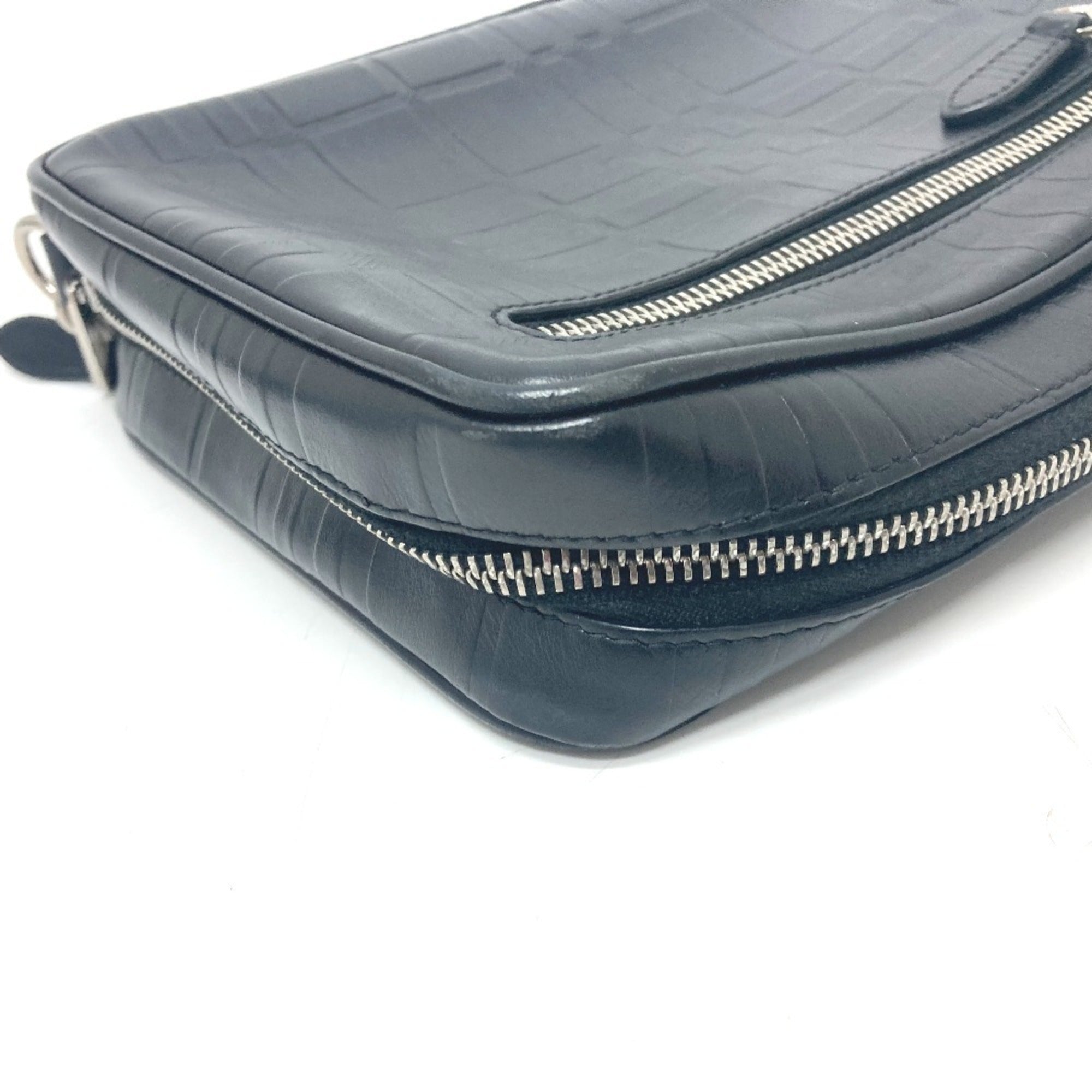 Burberry Black Leather Clutch Bag (Pre-Owned)