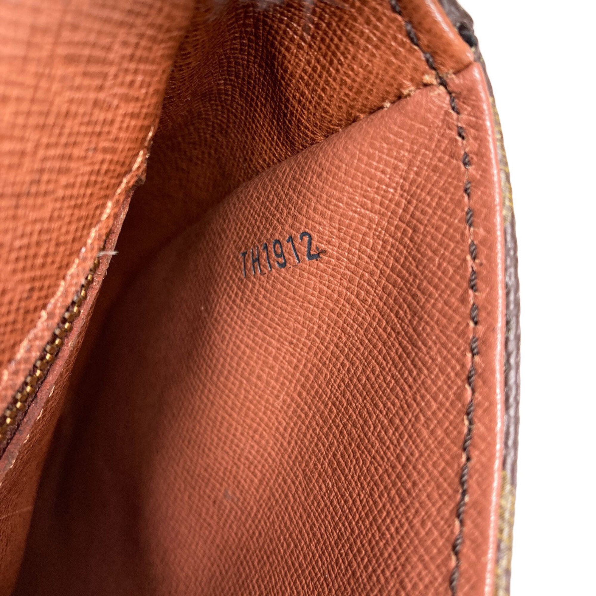Louis Vuitton Monogram Monogram Canvas Shoulder Bag (Pre-Owned)