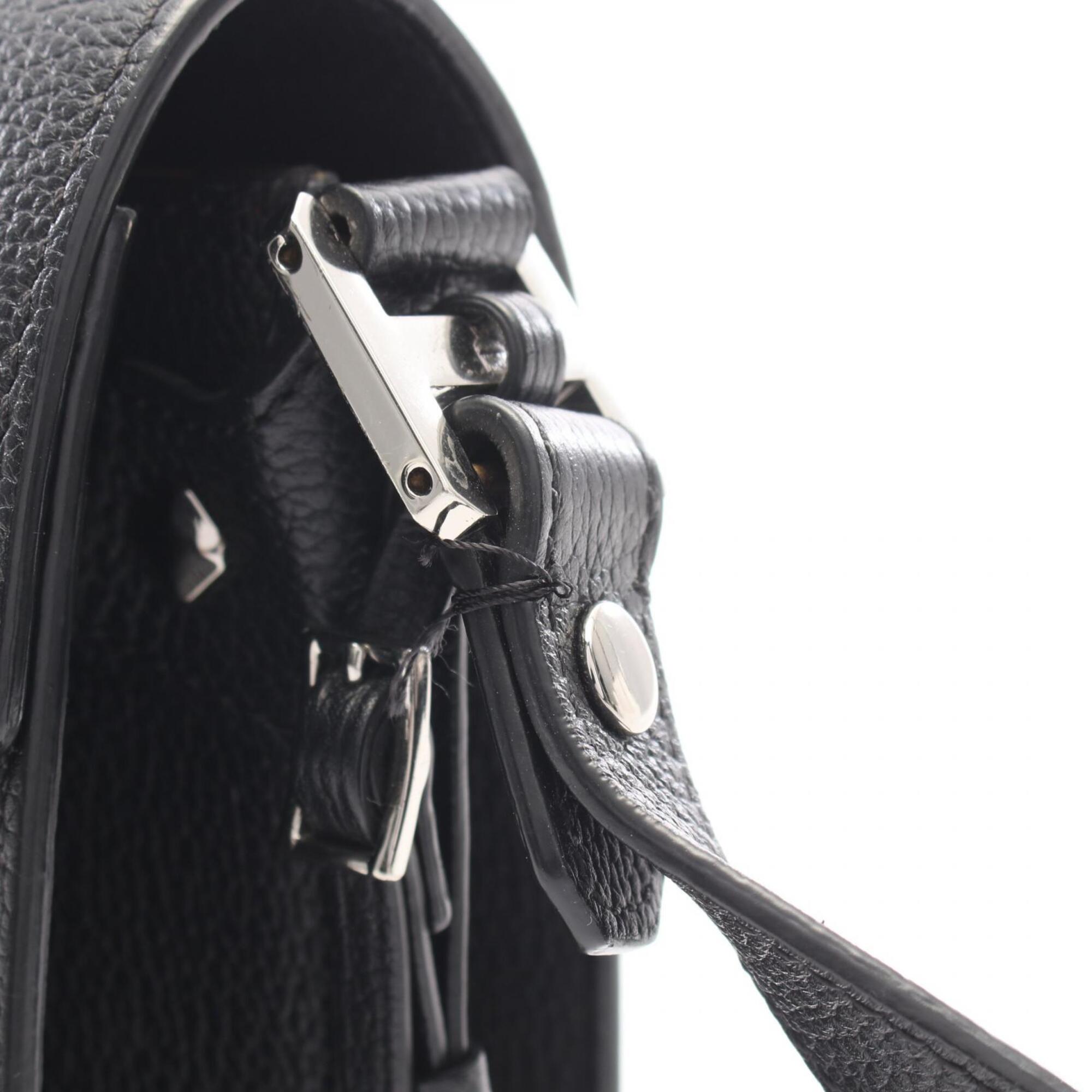 Mcm Black Leather Shoulder Bag (Pre-Owned)