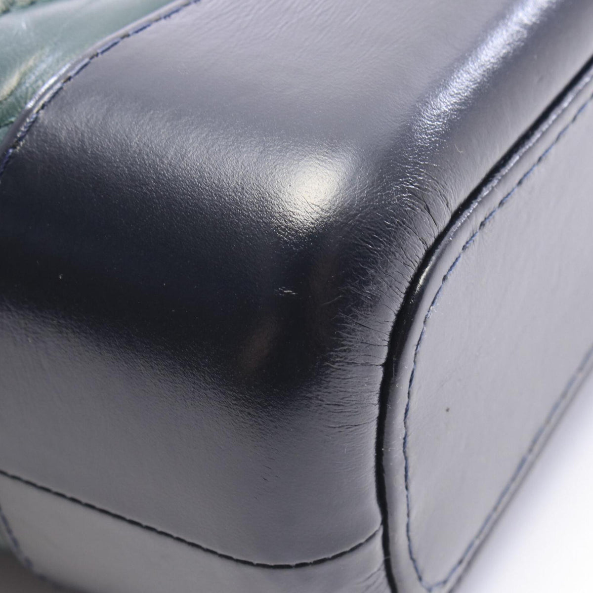 Chanel Beige Black Green Leather Handbag Shoulder Bag (Pre-Owned)