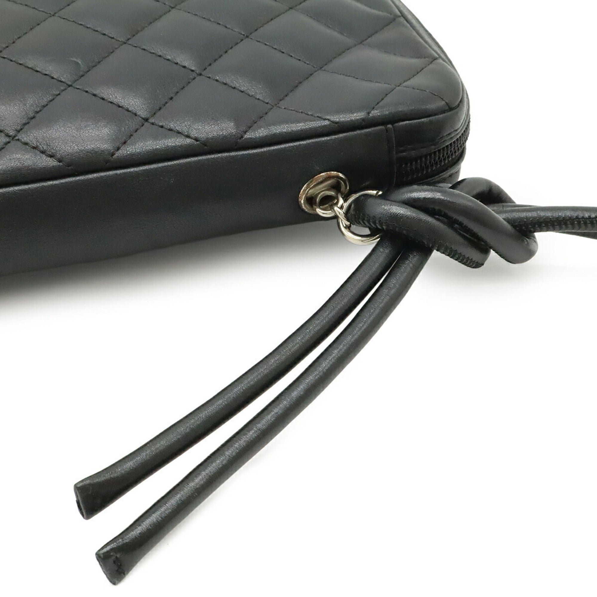 Chanel Black White Shoulder Bag (Pre-Owned)