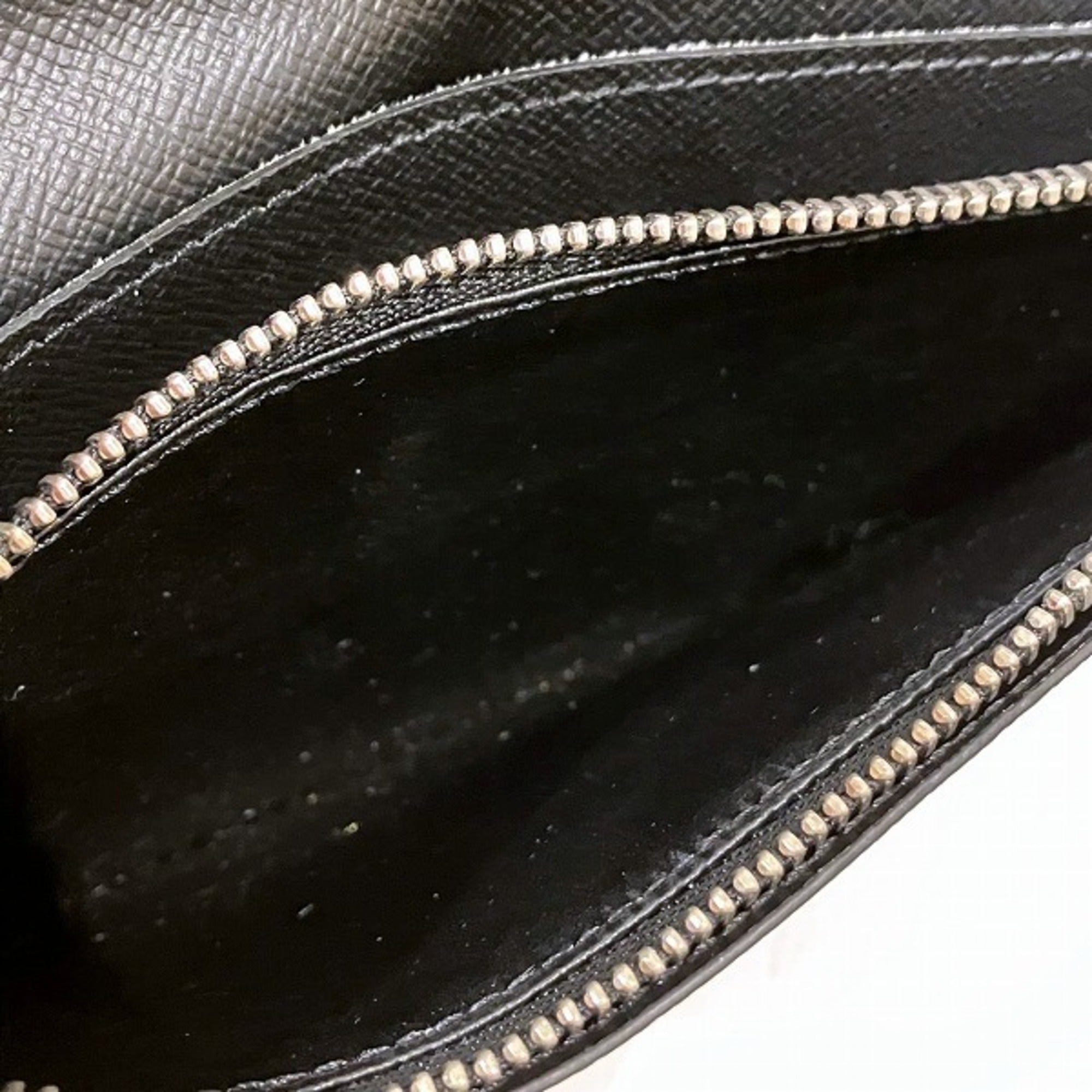 Louis Vuitton Black Epi Leather Long Wallet (Bi-Fold) (Pre-Owned)