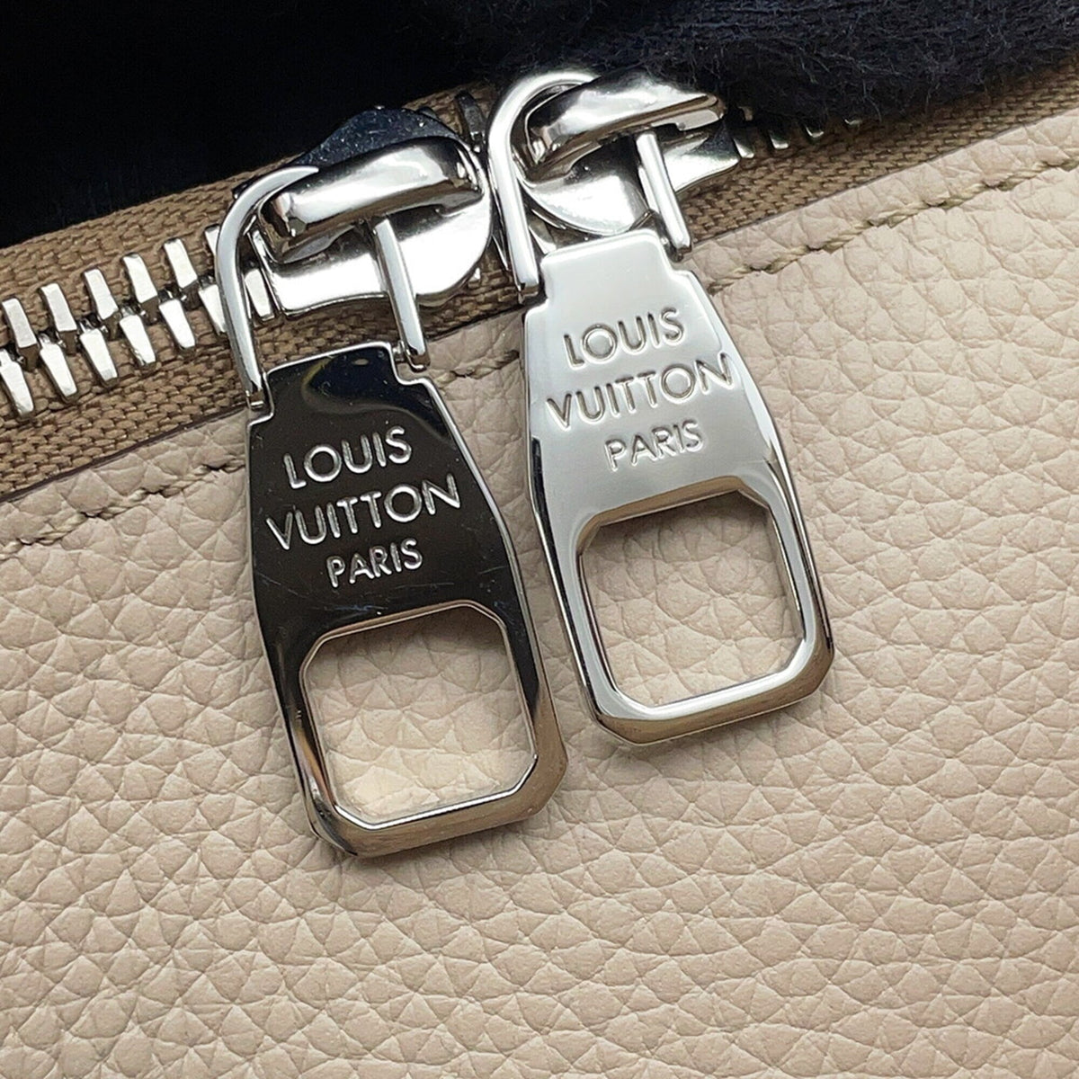 Louis Vuitton Galle Monogram Mahina Leather Shoulder Bag Tote Bag (Pre-Owned)