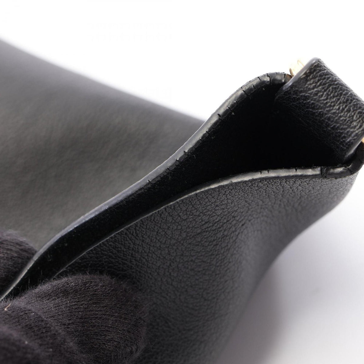 Saint Laurent Black Leather Handbag (Pre-Owned)