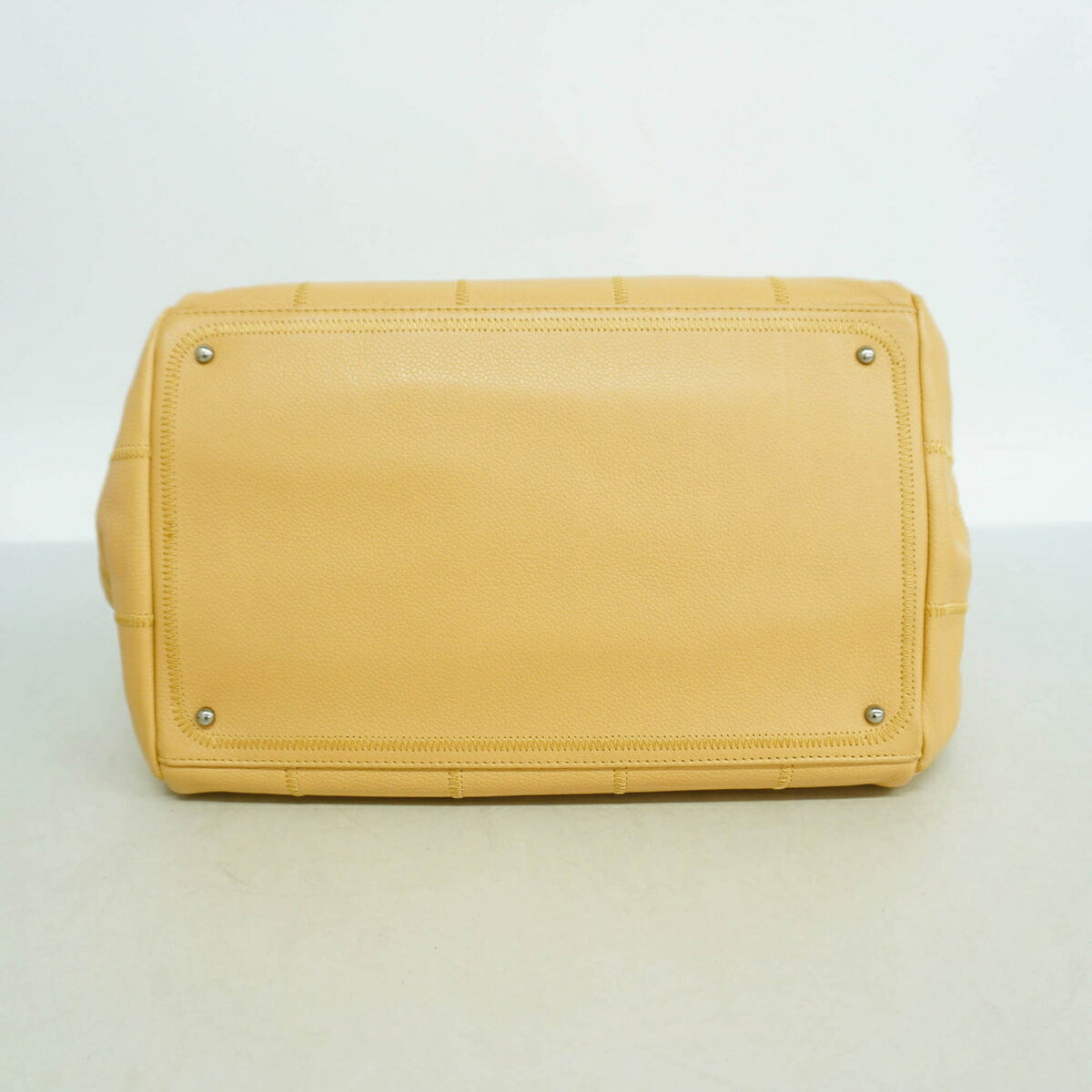 Chanel Beige Grained Calfskin Handbag (Pre-Owned)