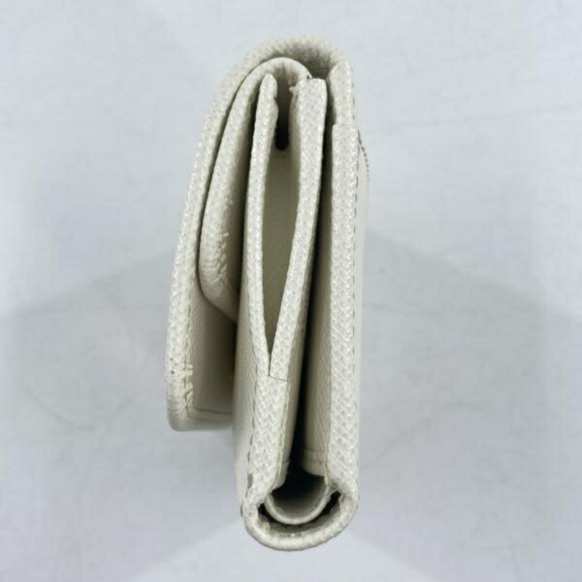 Prada Saffiano White Wallet (Tri-Fold) (Pre-Owned)