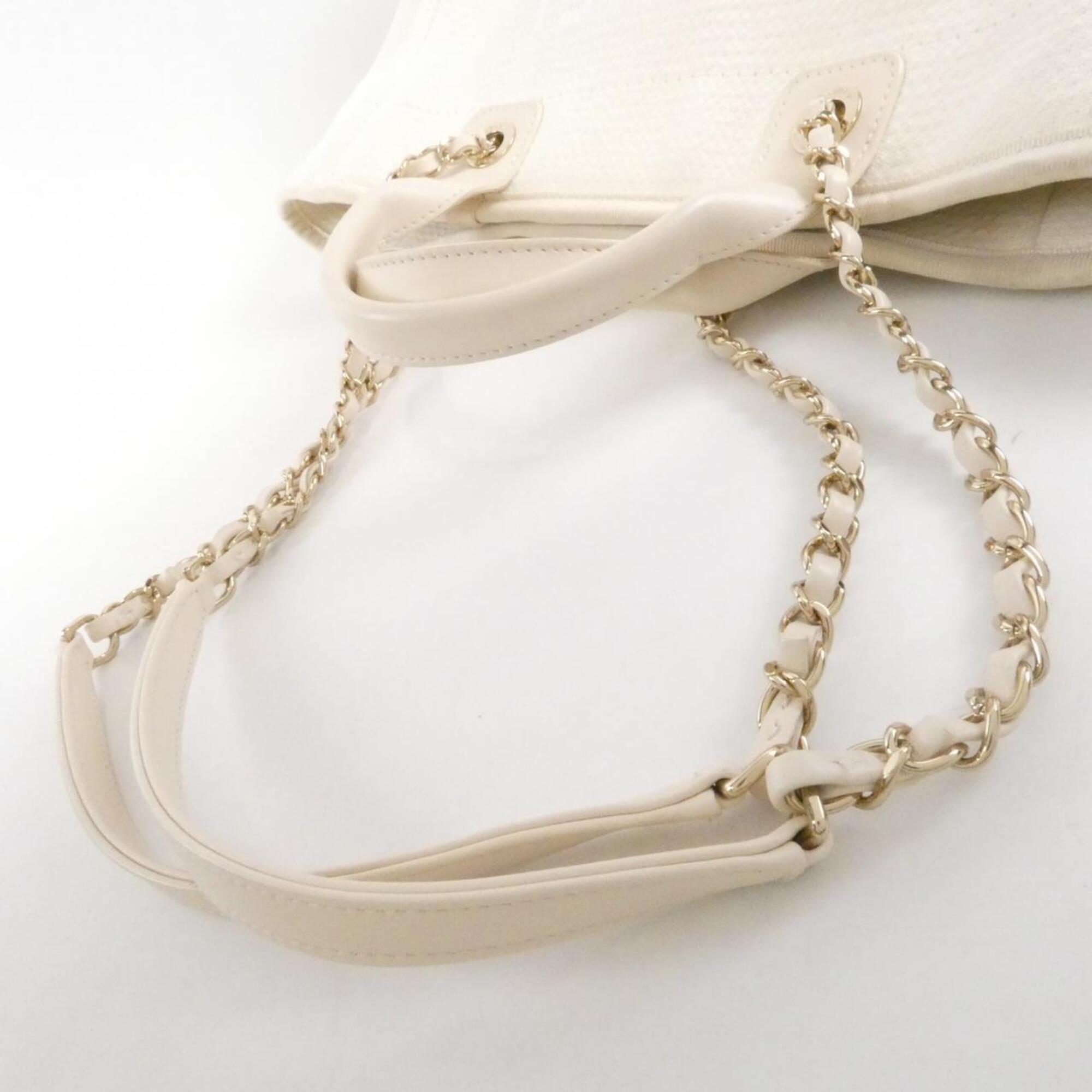 Chanel Ivory Ivory Handbag Pouch (Pre-Owned)