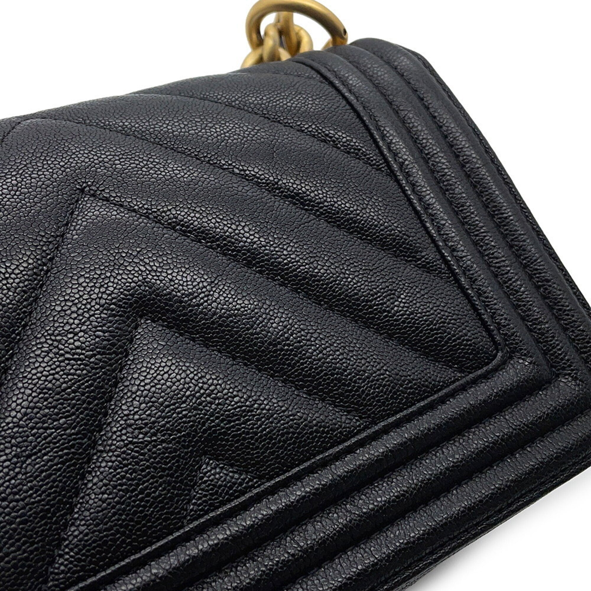 Chanel Matelasse Black Grained Calfskin Handbag Shoulder Bag (Pre-Owned)