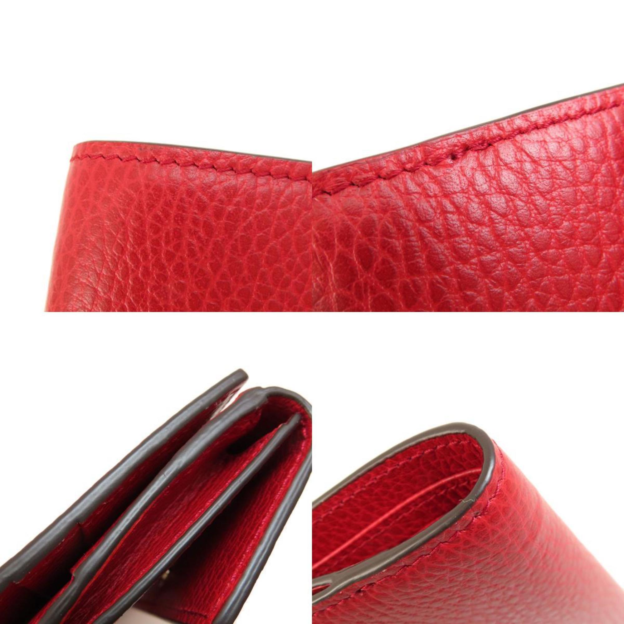Gucci Red Color Leather Wallet (Bi-Fold) (Pre-Owned)