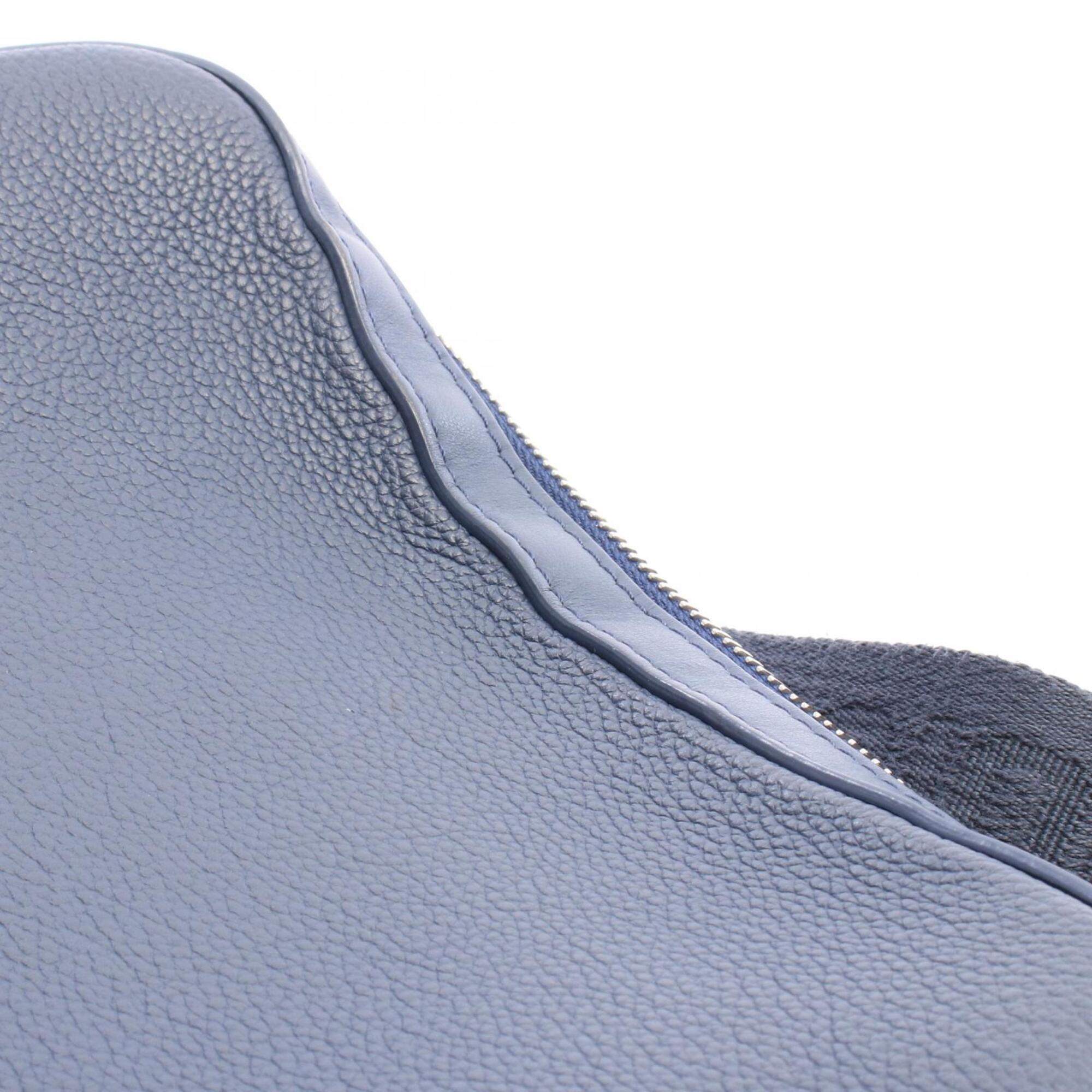 Louis Vuitton Navy Leather Handbag Shoulder Bag (Pre-Owned)
