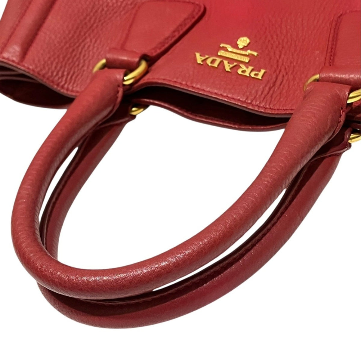 Prada Red Color Leather Tote Bag (Pre-Owned)